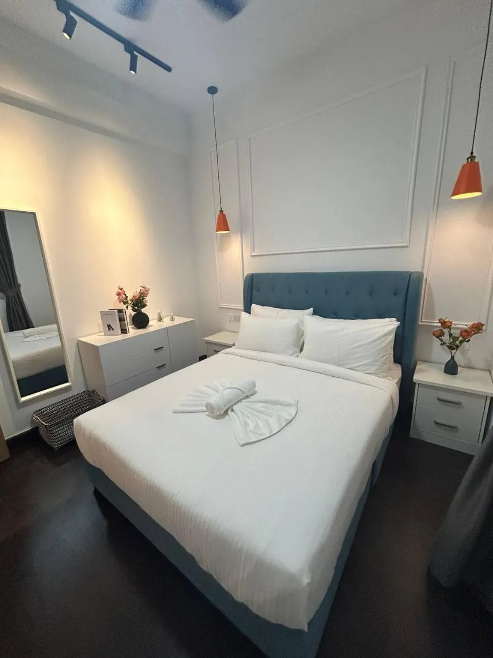 Bed in R&F Seine Region by ANJU