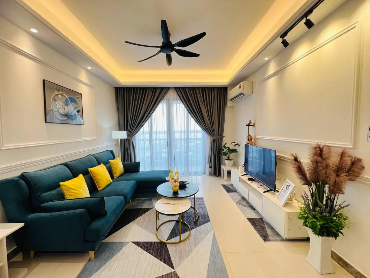 R&F Seine Region by ANJU