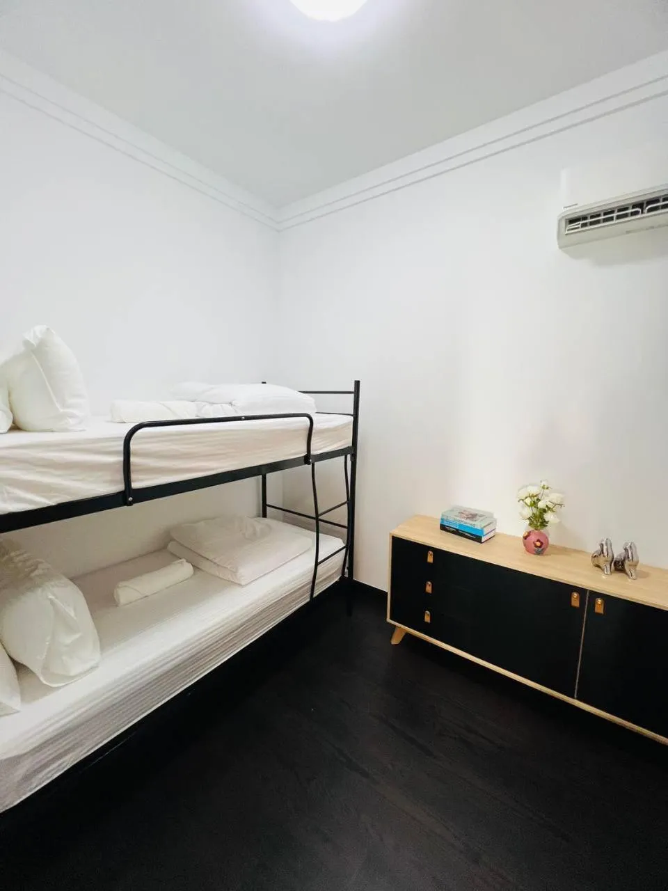 Bed in R&F Seine Region by ANJU