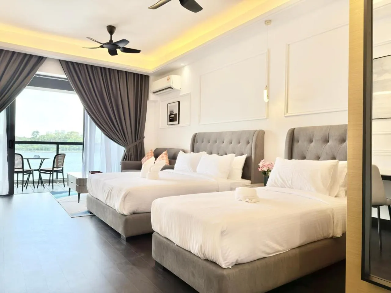 Bed in R&F Seine Region by ANJU