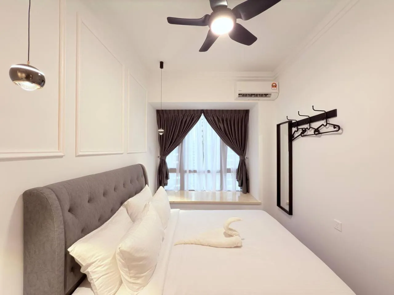 Bed in R&F Seine Region by ANJU