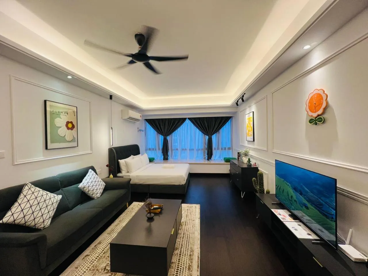 Bed in R&F Seine Region by ANJU