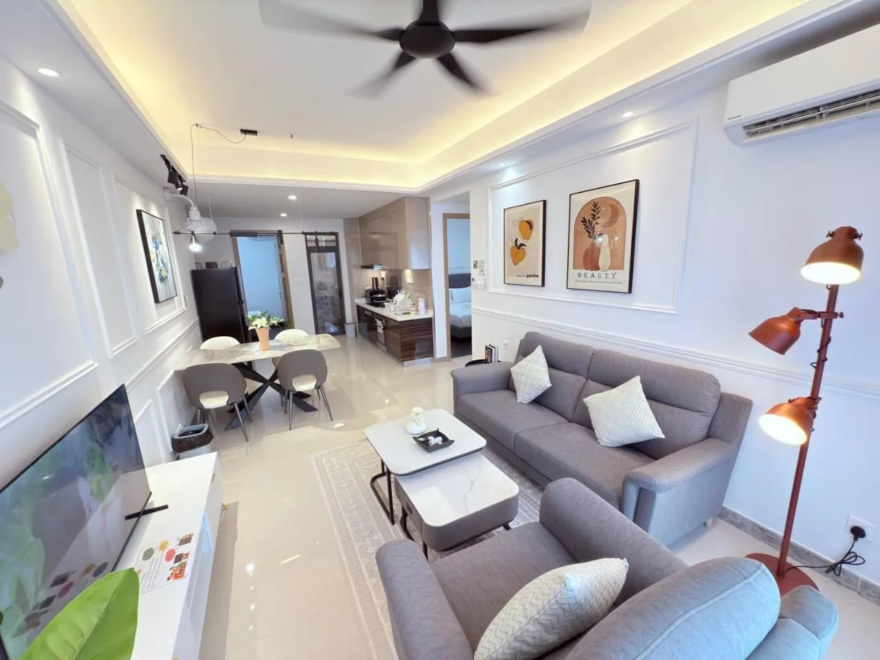 R&F Seine Region by ANJU