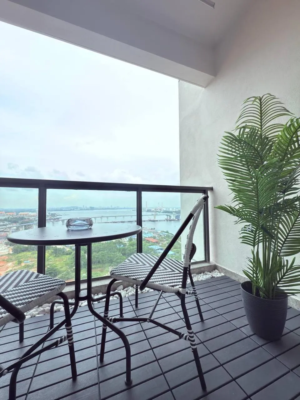 R&F Seine Region by ANJU