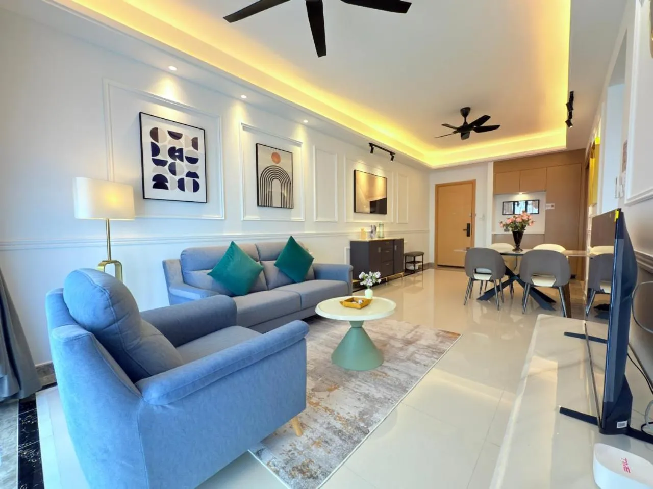 R&F Seine Region by ANJU