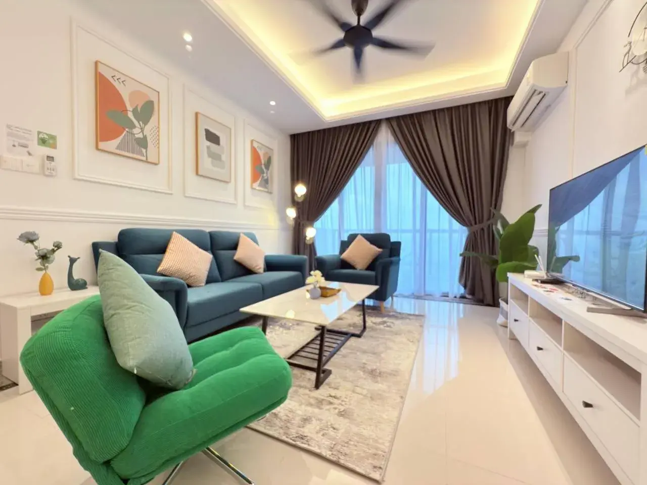 Two-Bedroom Apartment - Oceanfront in R&F Seine Region at ANJU Two-Bedroom Apartment - Oceanfront in R&F Seine Region at ANJU