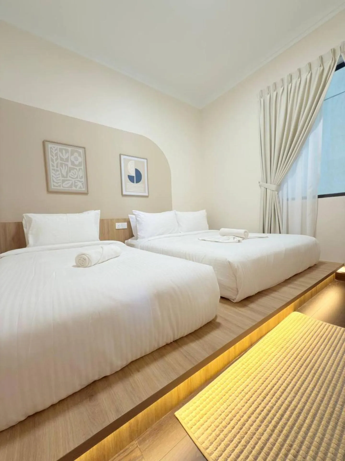 Bed in R&F Seine Region by ANJU