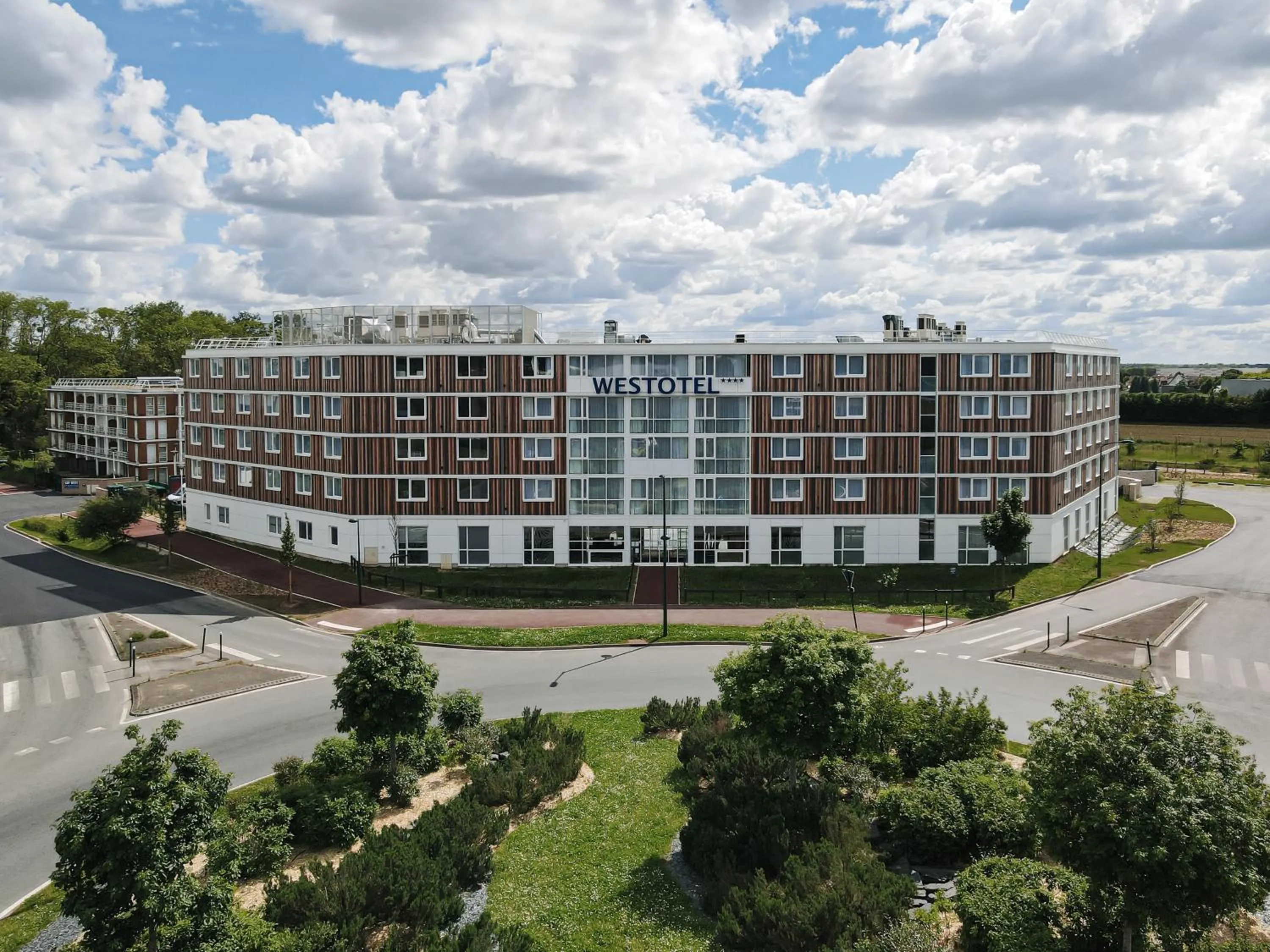 Day in Westotel Taverny - Paris Val-d'Oise