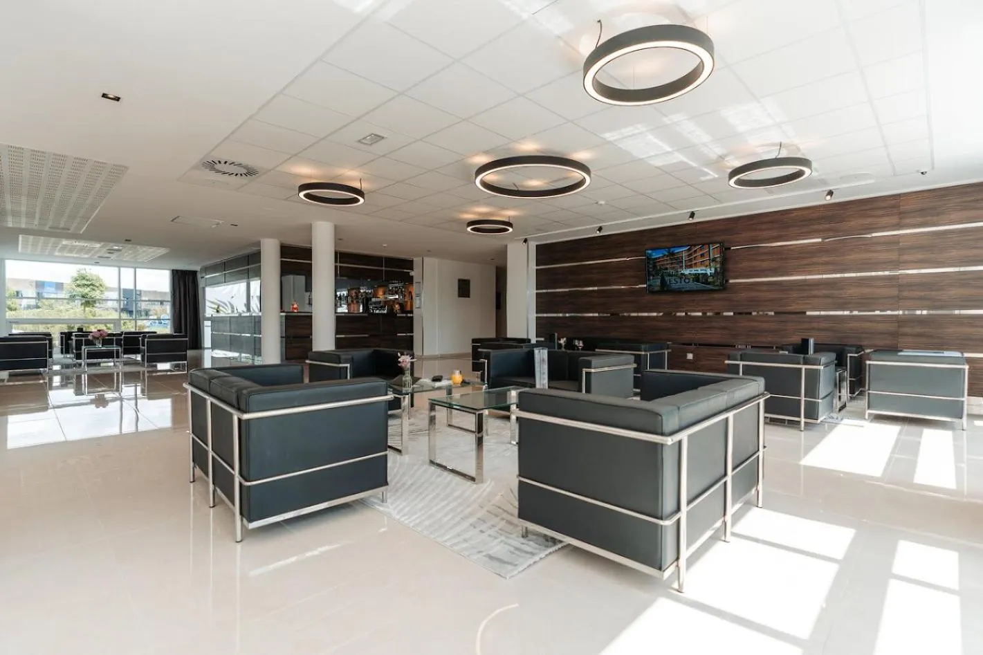 Lobby or reception in Westotel Taverny - Paris Val-d'Oise