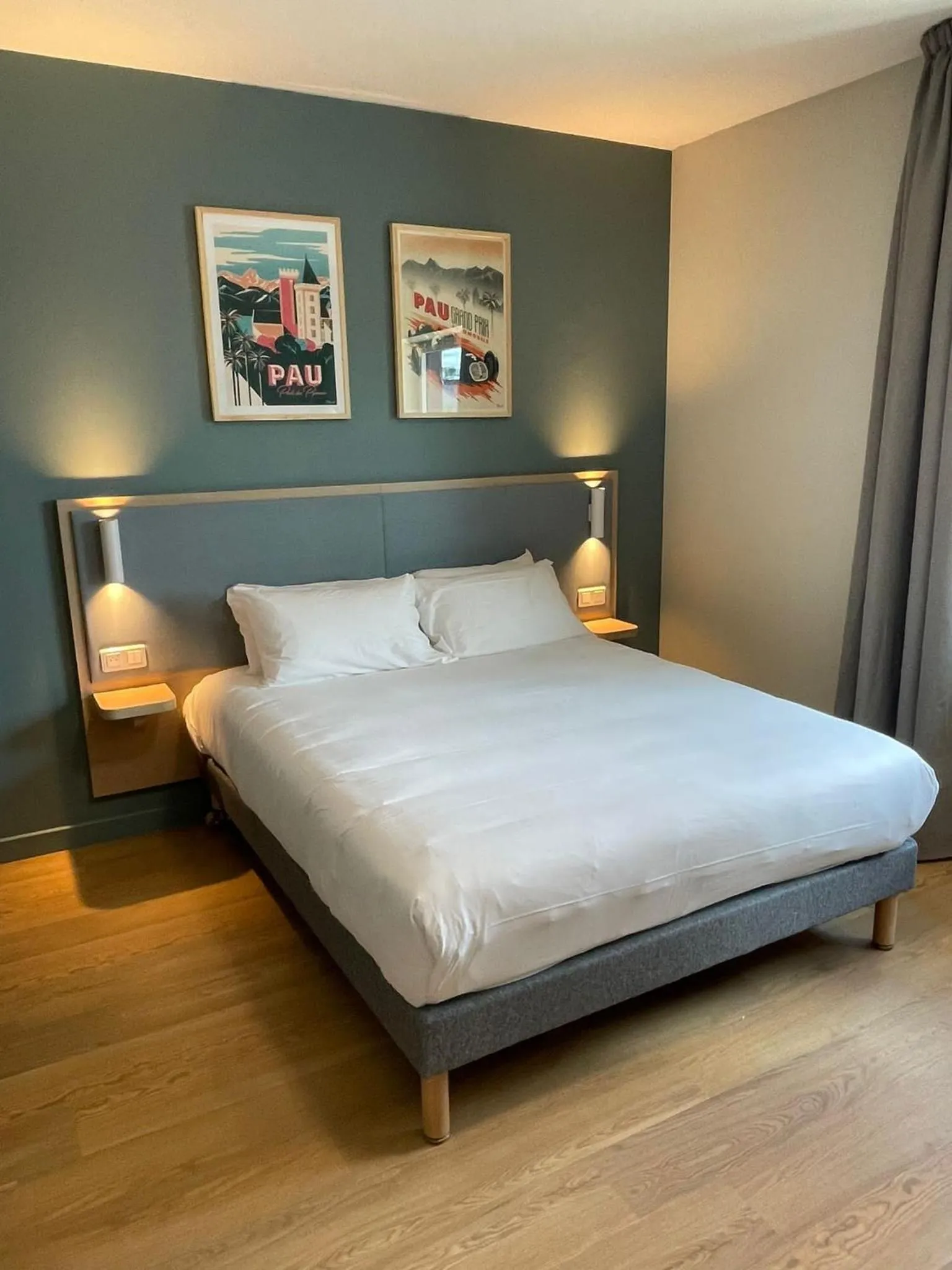 Bed in Kyriad Limoges - Ester