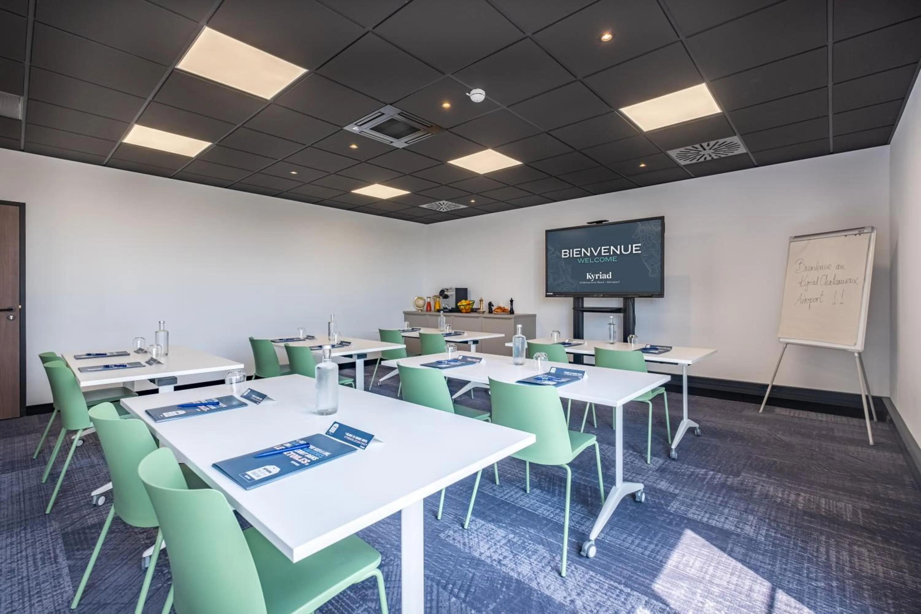 Meeting/conference room in Kyriad Chateauroux Nord - Aéroport