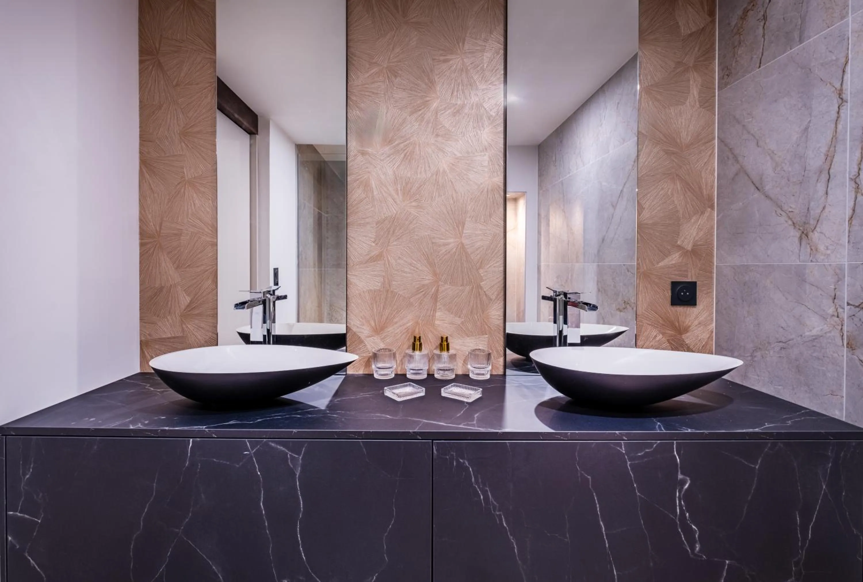 Bathroom in Kyriad Chateauroux Nord - Aéroport