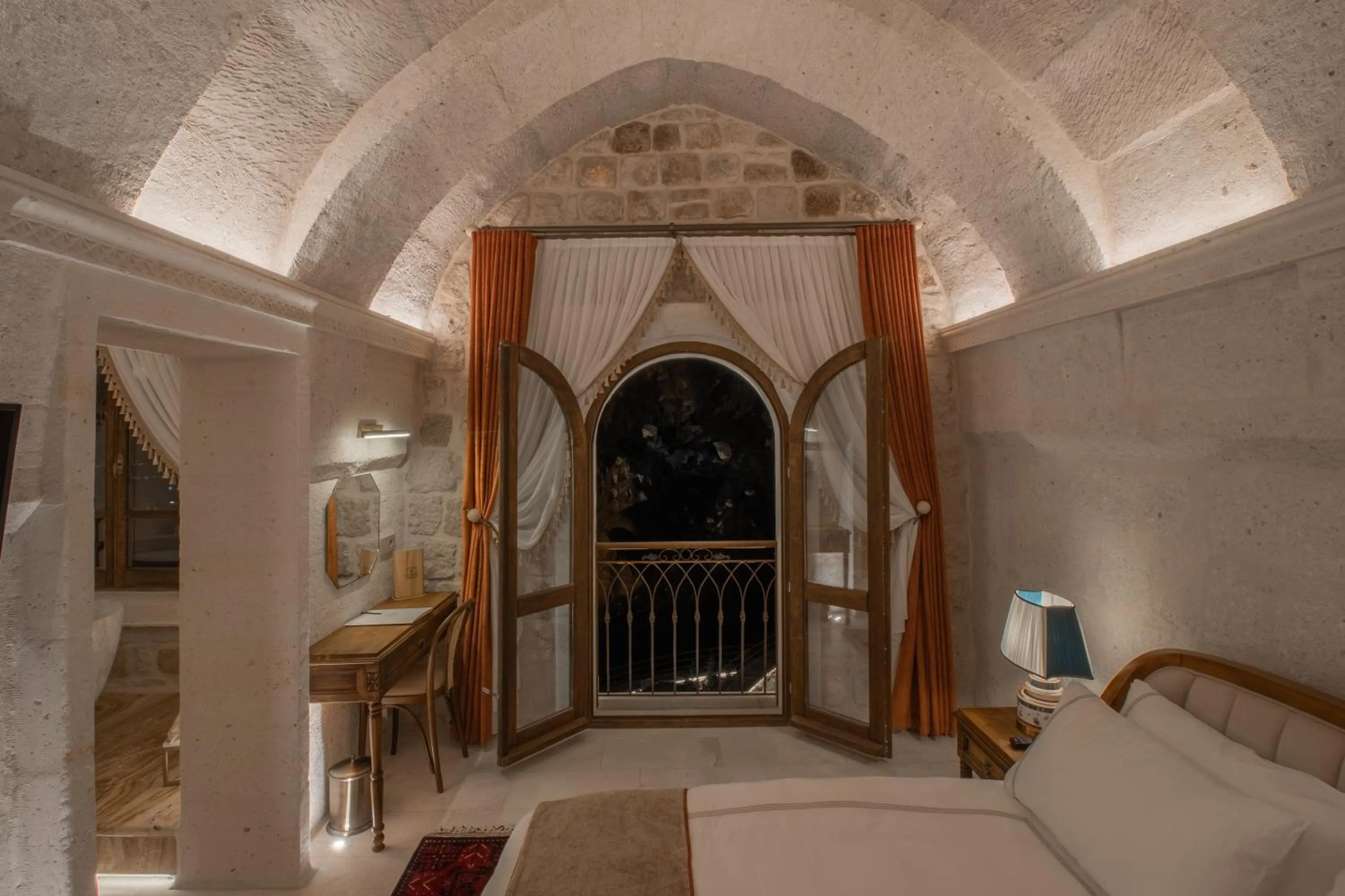 Bed in Via Regia Cappadocia Hotel