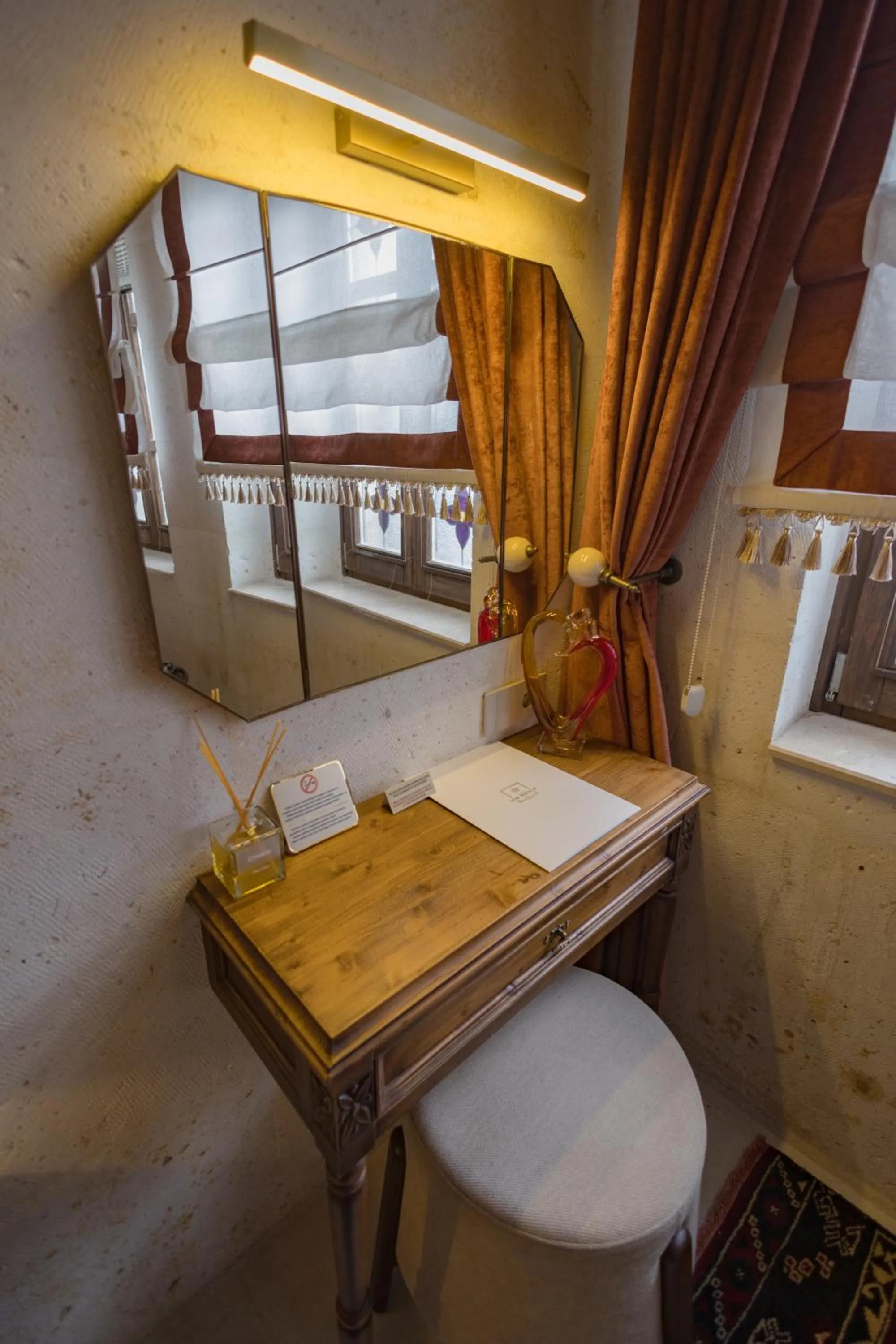 Bedroom, Bed in Via Regia Cappadocia Hotel