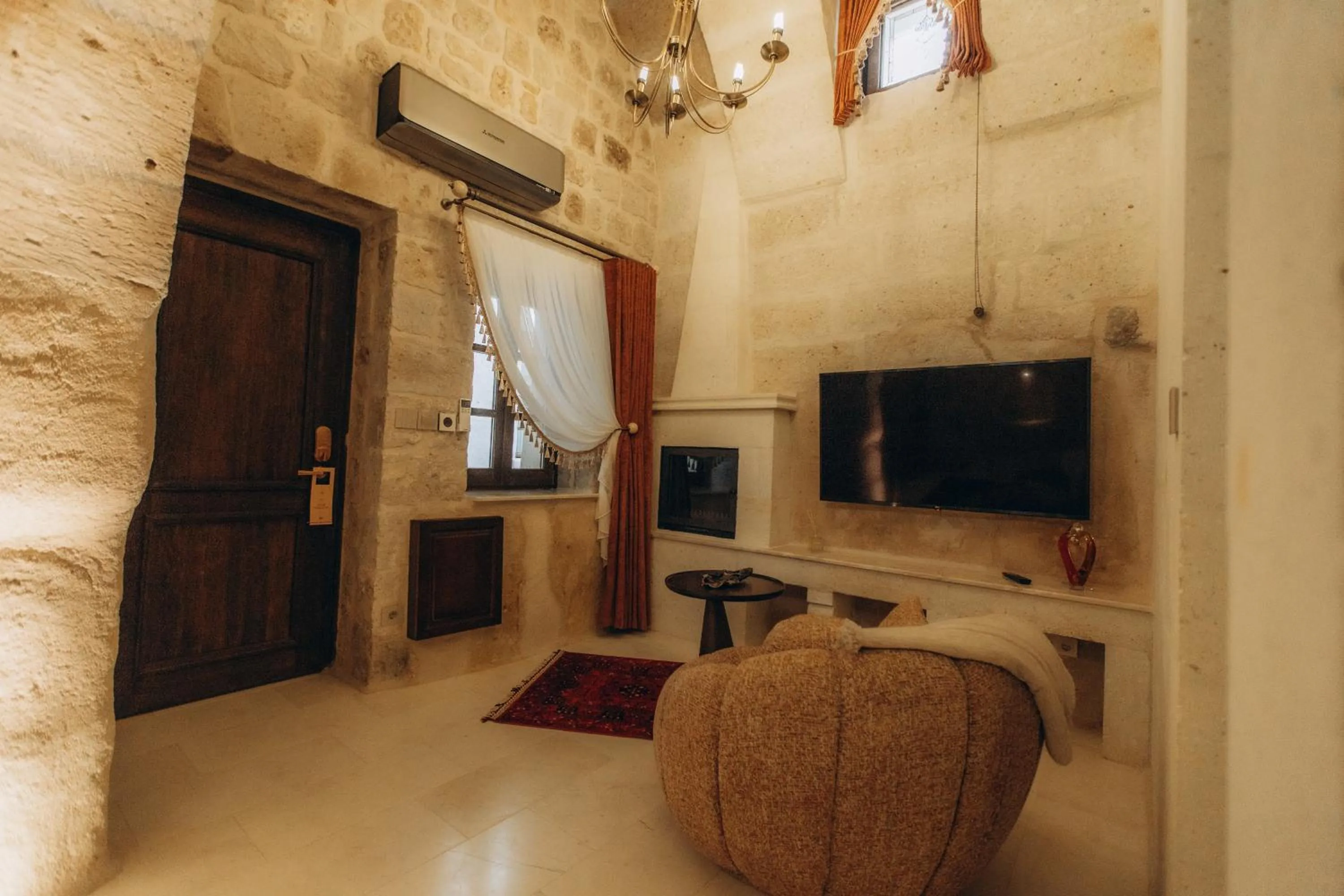 TV and multimedia in Via Regia Cappadocia Hotel