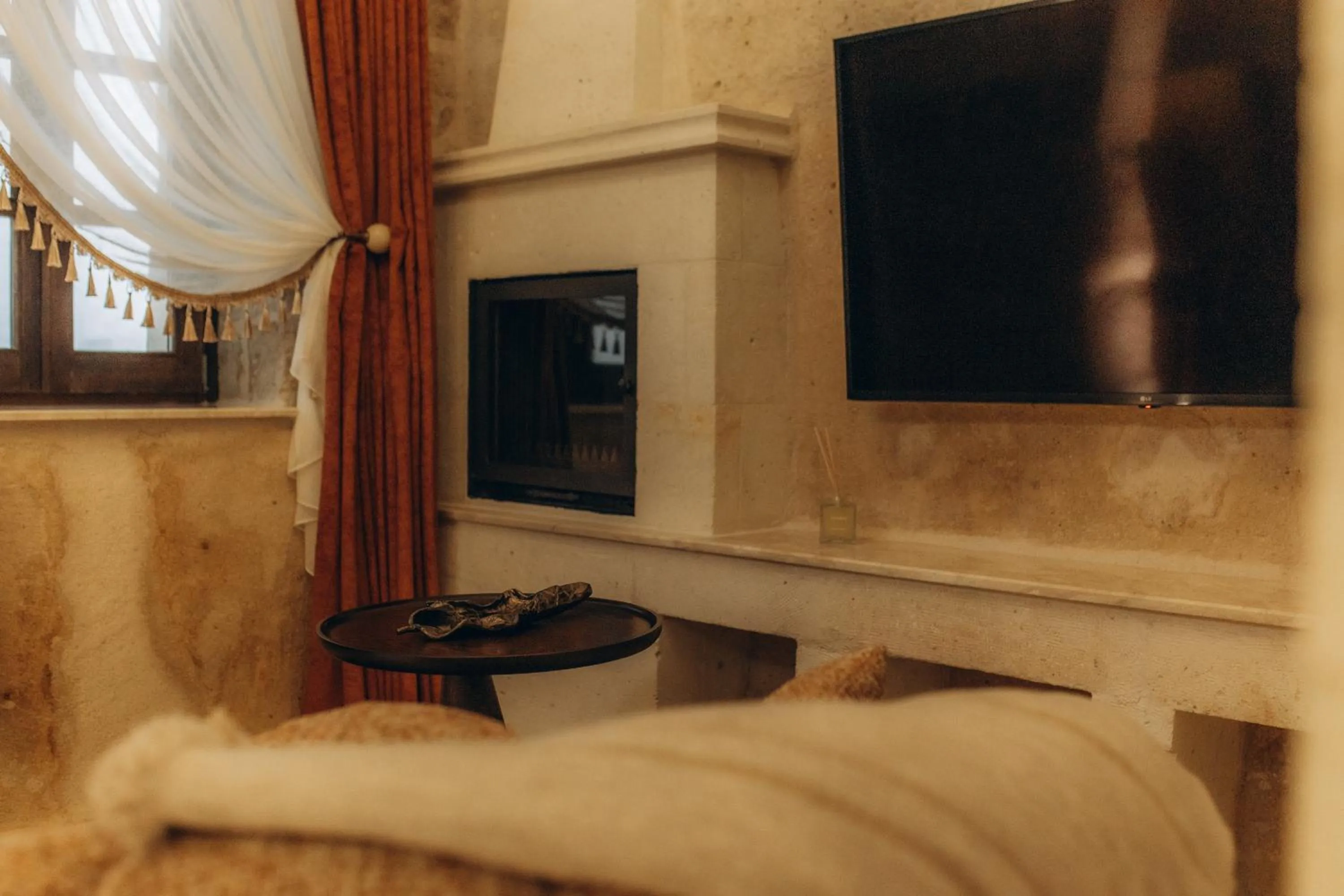 TV and multimedia, Bed in Via Regia Cappadocia Hotel
