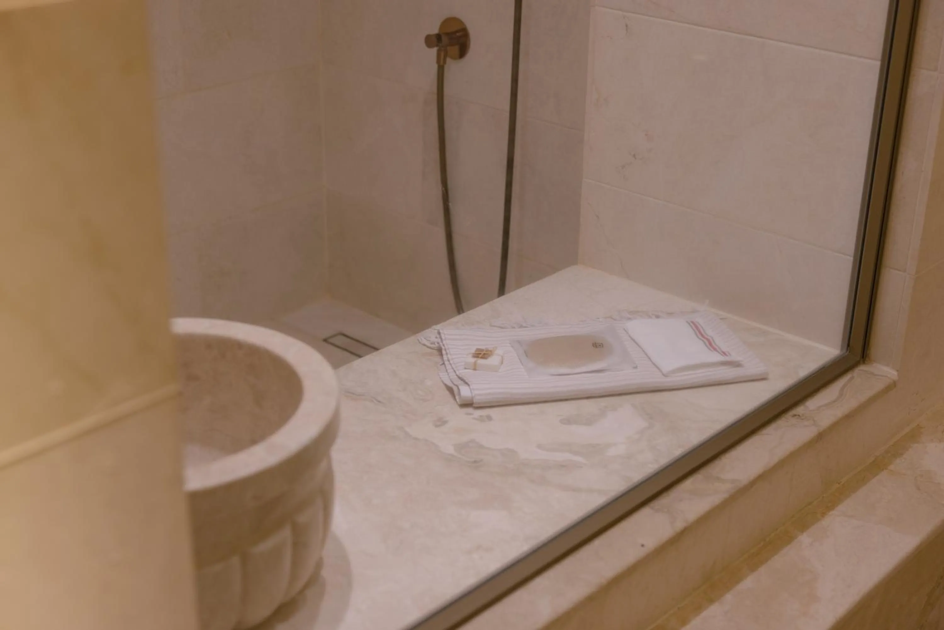 Shower in Via Regia Cappadocia Hotel