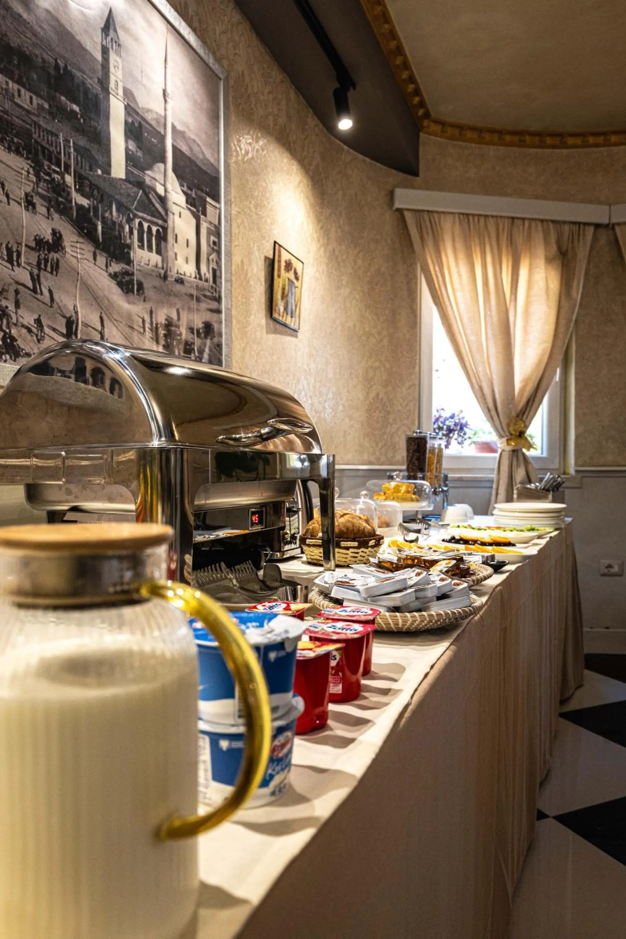 Kitchen or kitchenette in Hotel Aria