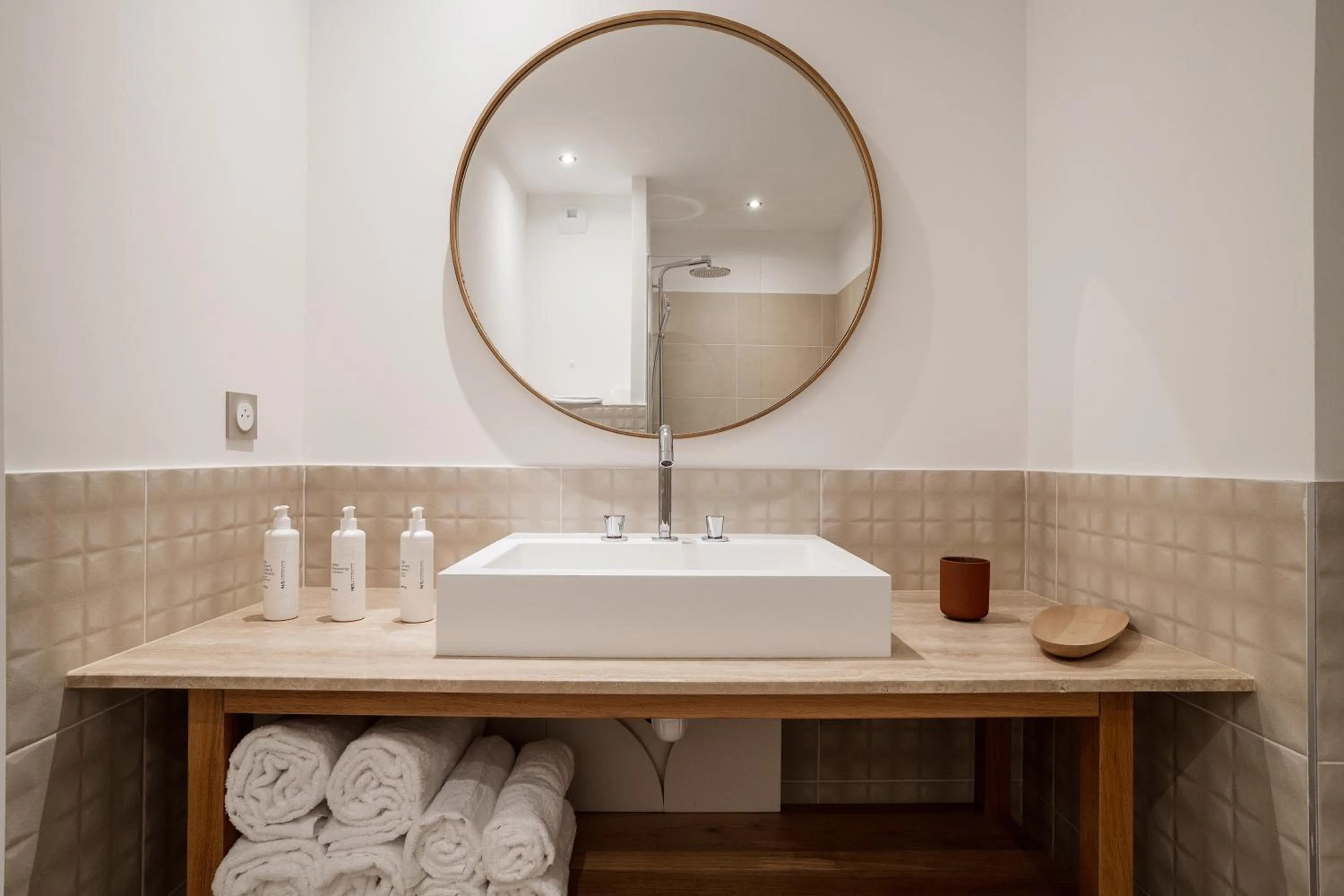 Bathroom in Setclub Hôtel & Spa Aix-en-Provence