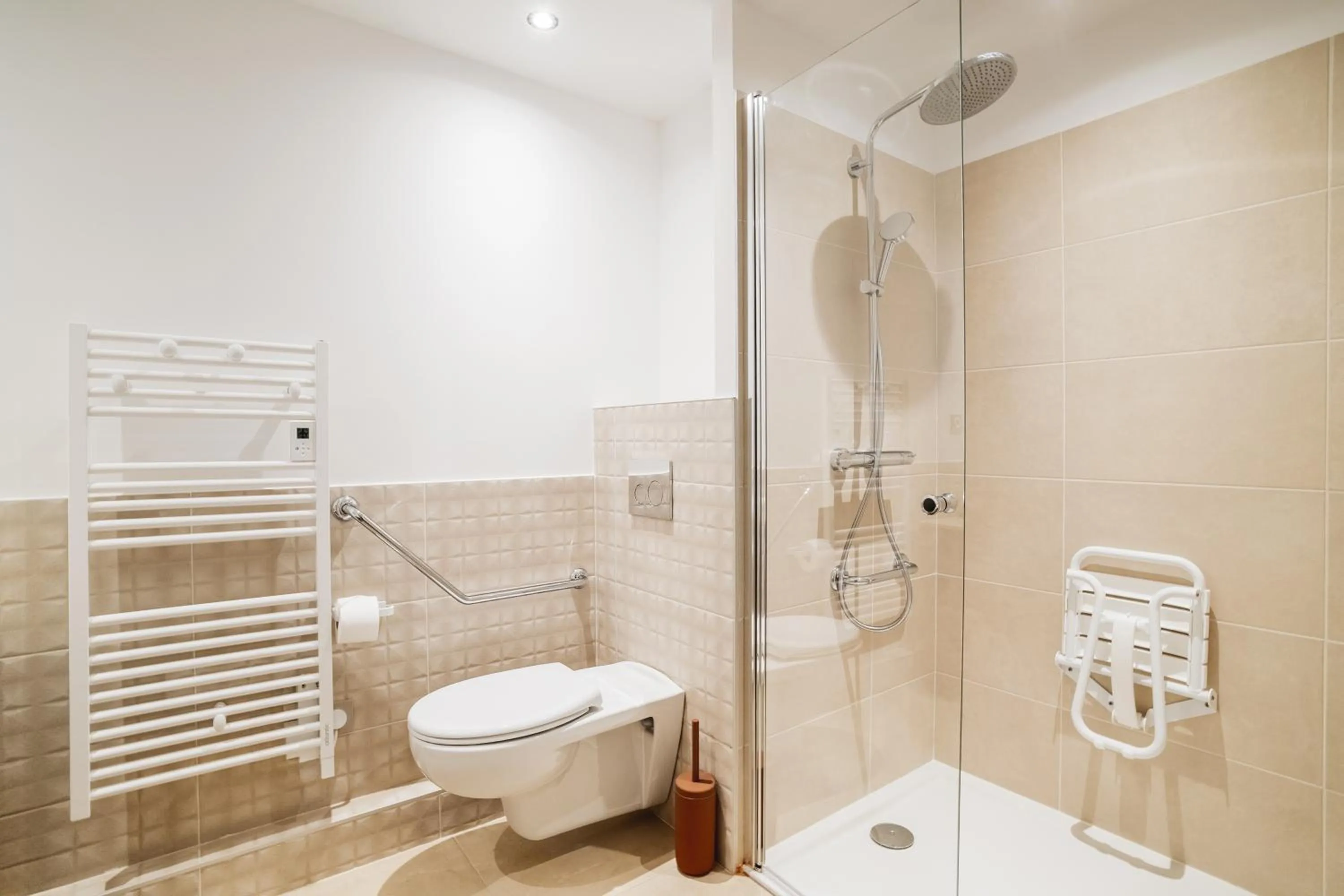 Bathroom in Setclub Hôtel & Spa Aix-en-Provence