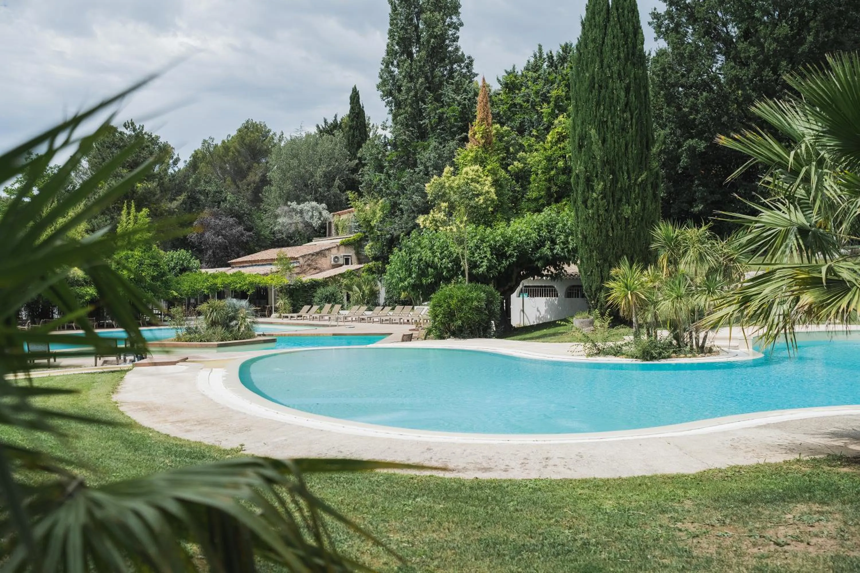 Swimming pool in Setclub Hôtel & Spa Aix-en-Provence