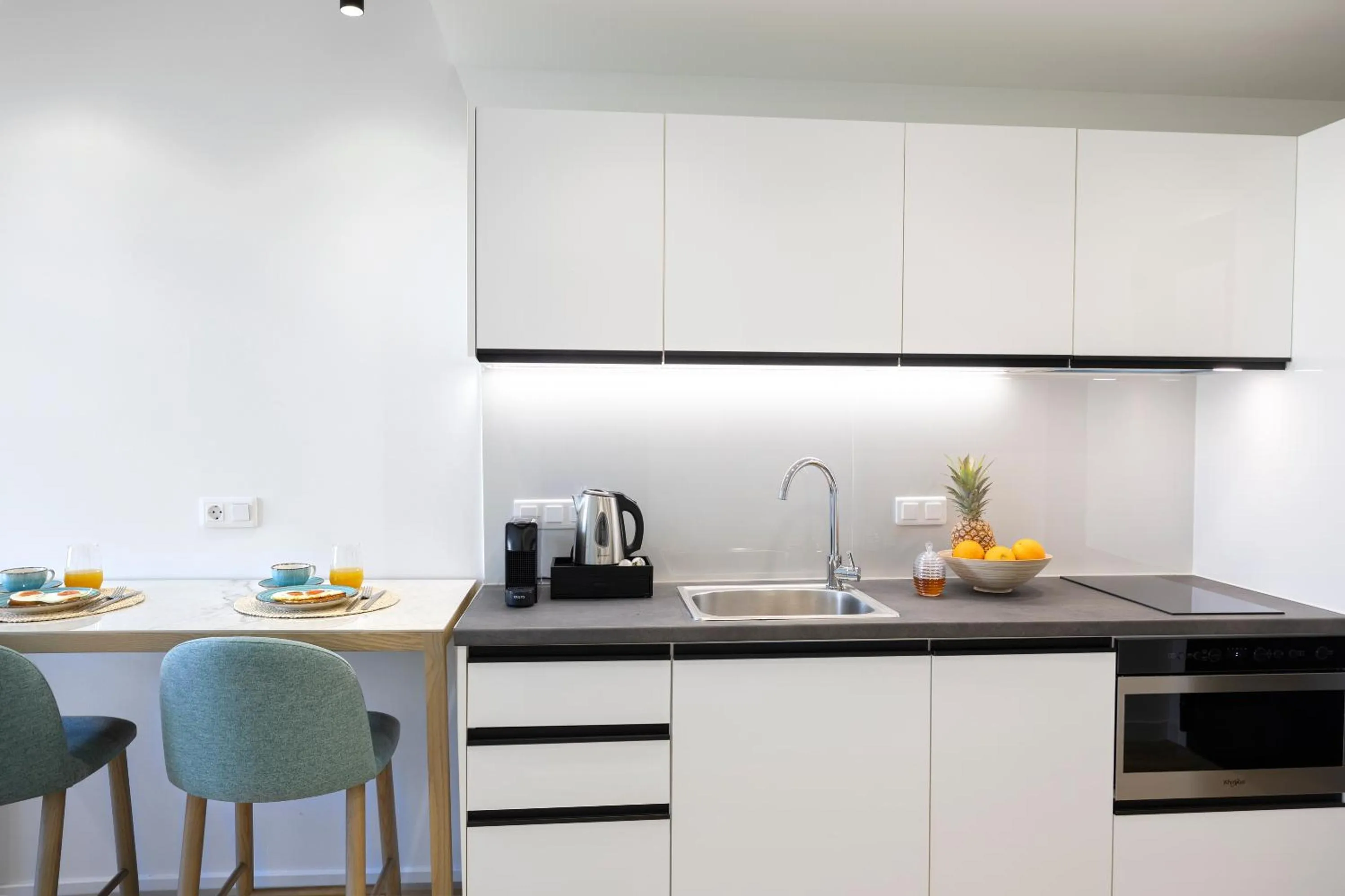 Coffee/tea facilities in Hestia - Asklipiou 9