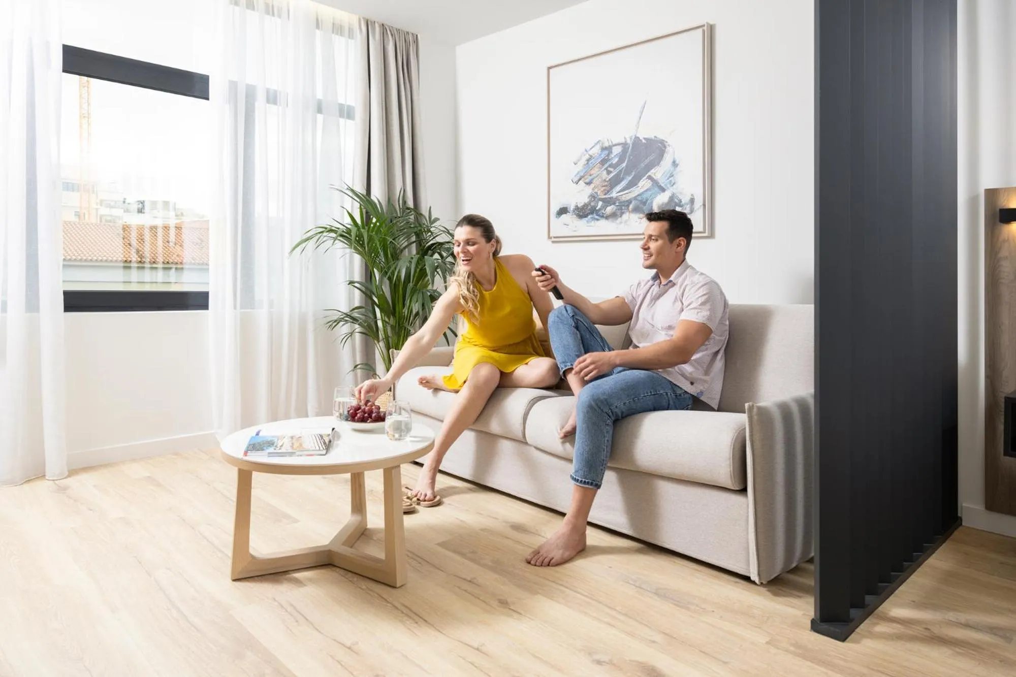 People in Hestia - Asklipiou 9