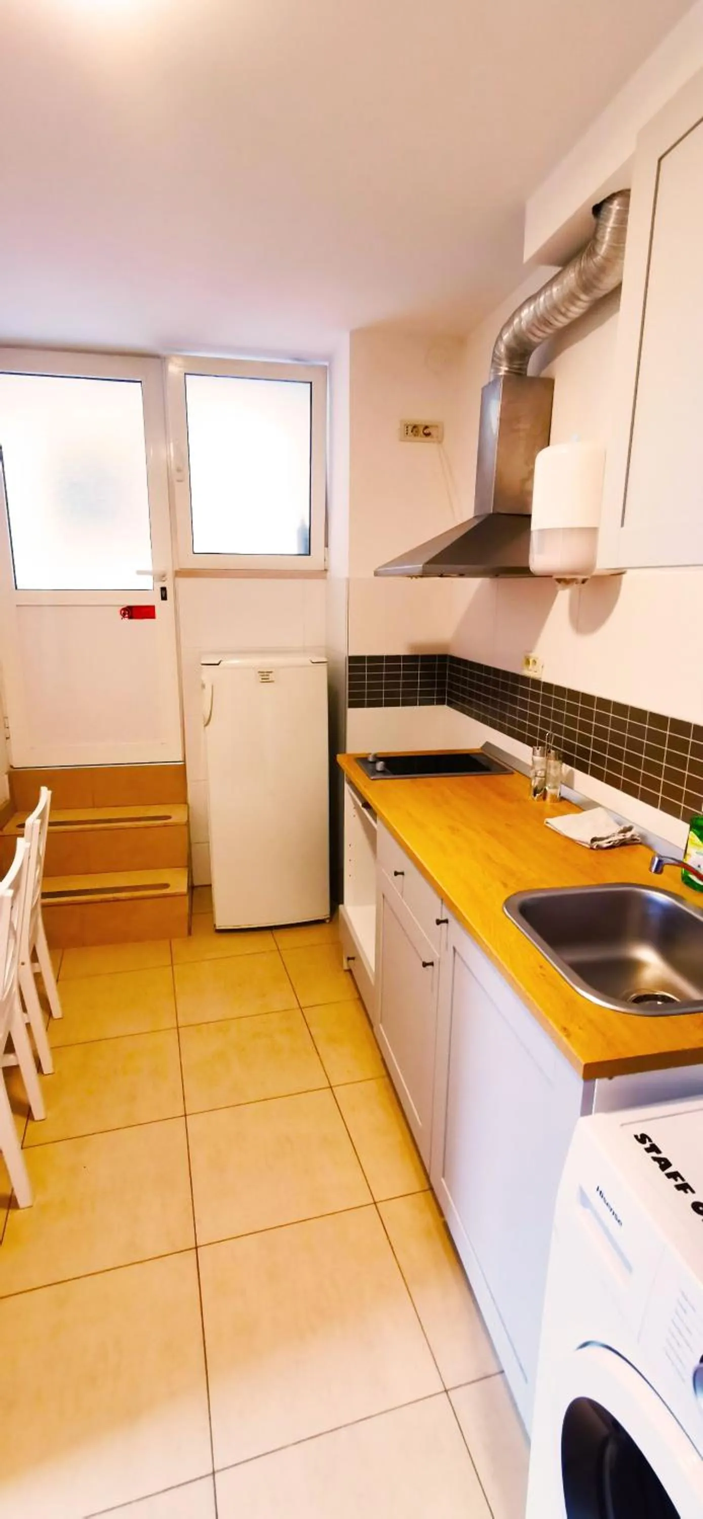 Kitchen or kitchenette in Croparadise Hostel