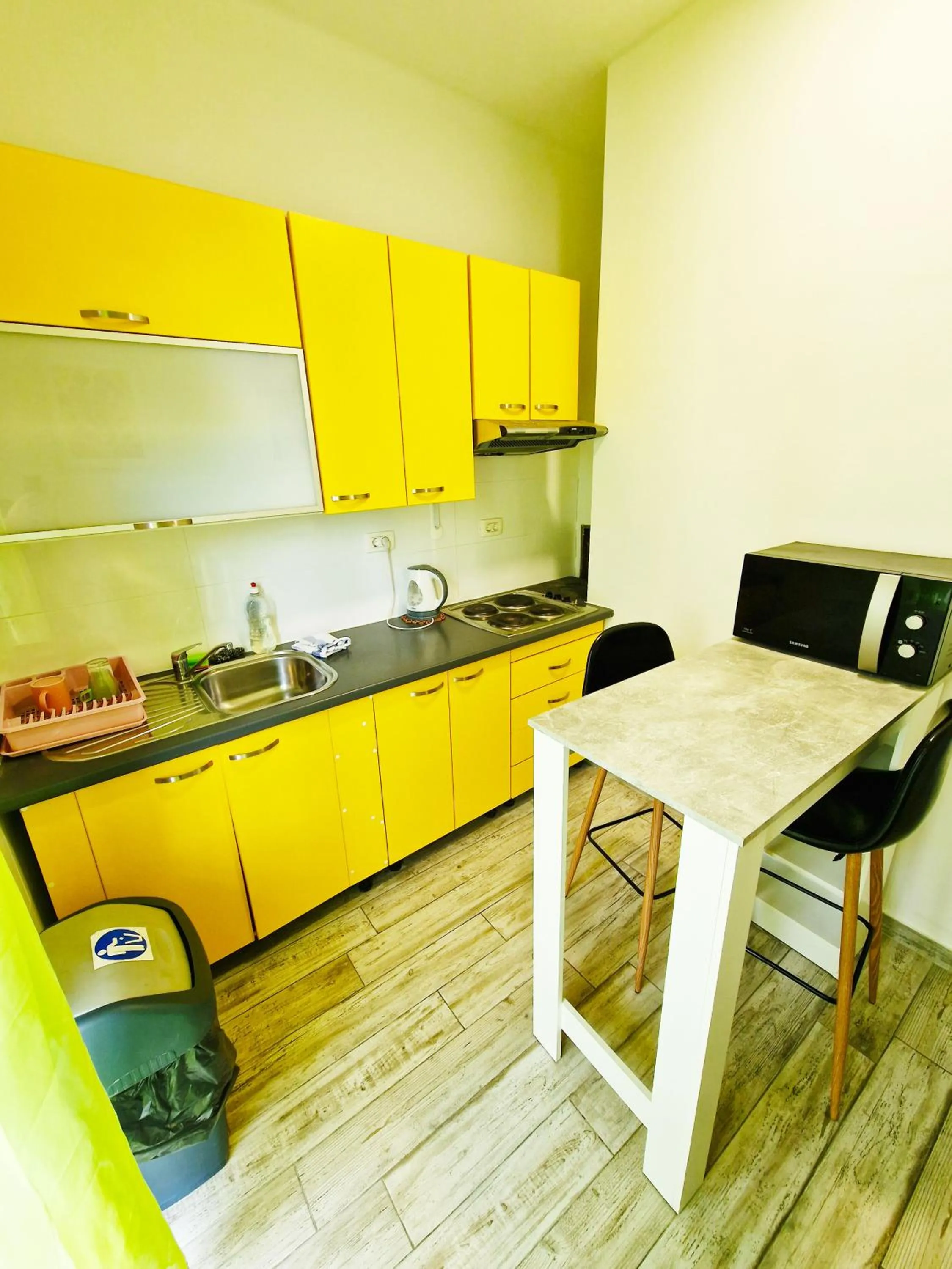 Kitchen or kitchenette in Croparadise Hostel