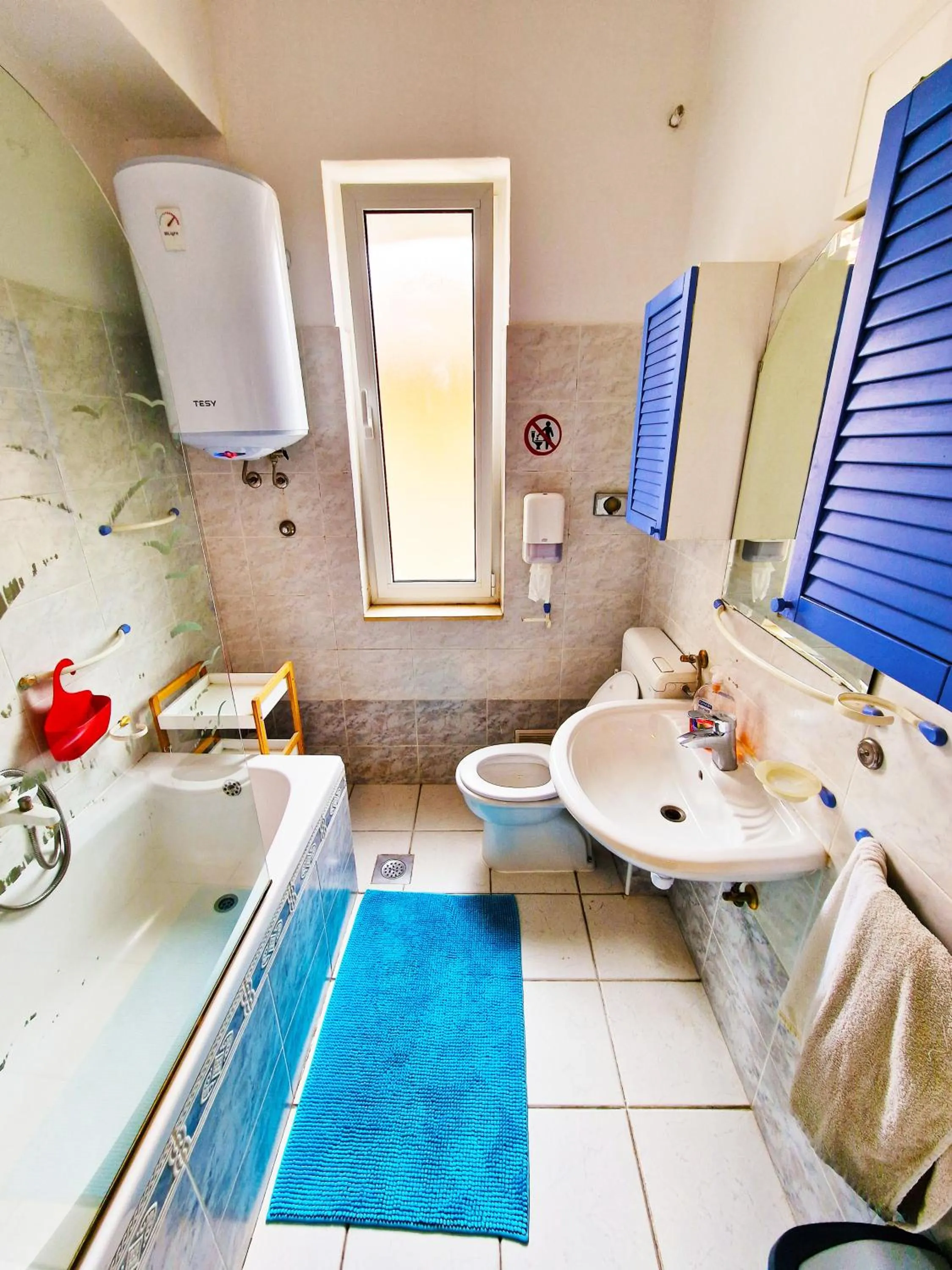 Toilet in Croparadise Hostel