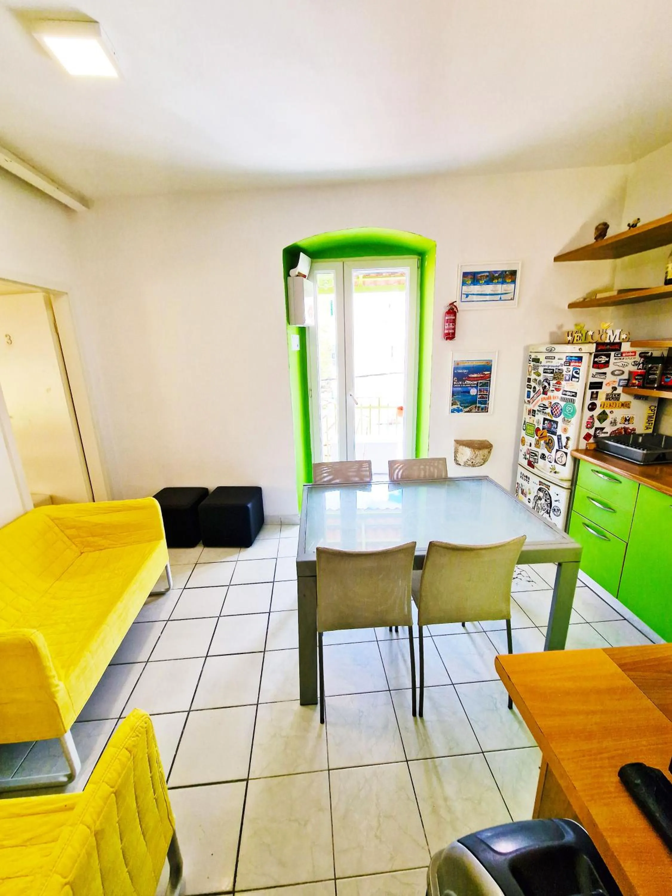 Kitchen or kitchenette in Croparadise Hostel