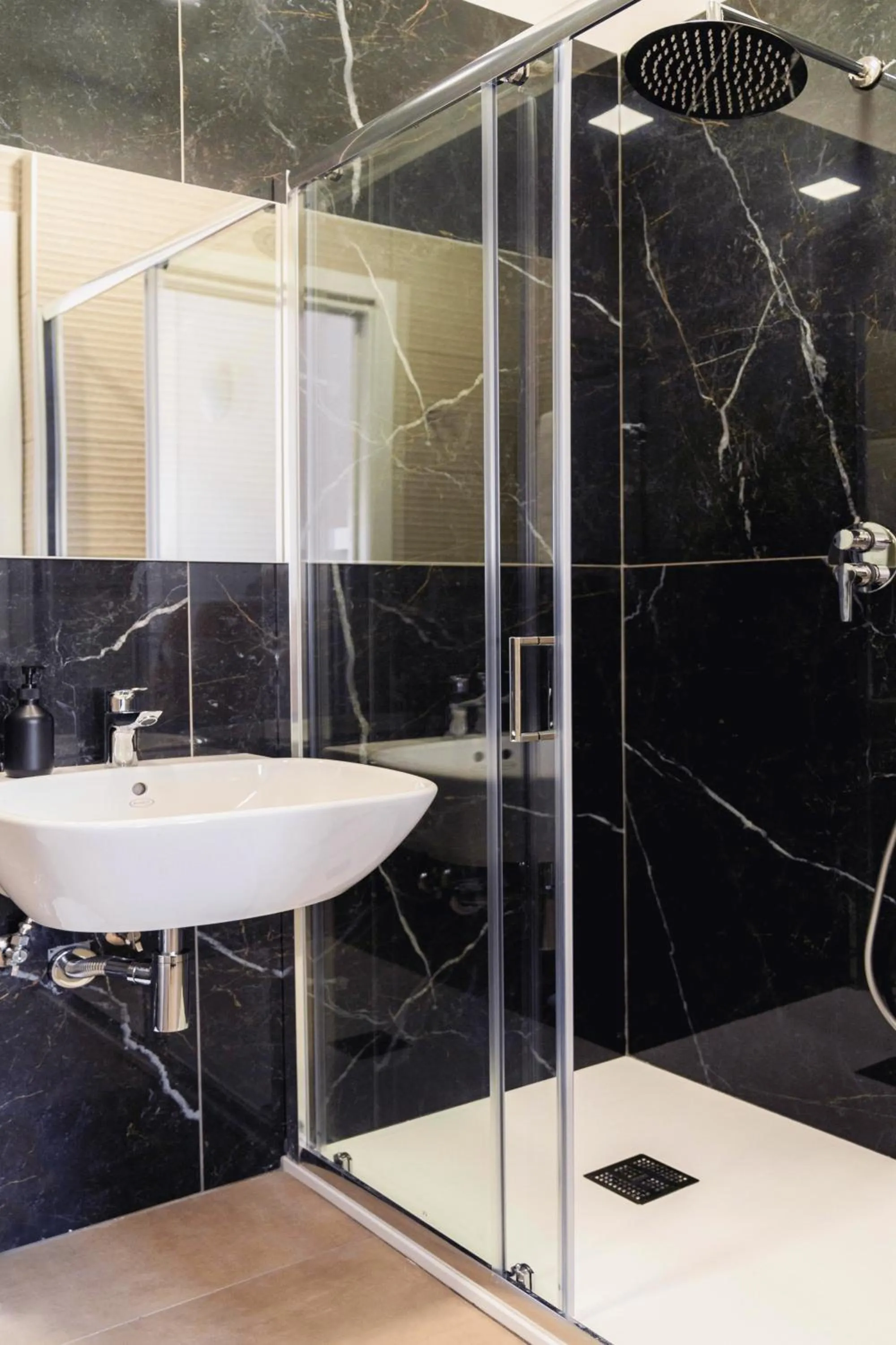 Shower in Art Boutique Rooms