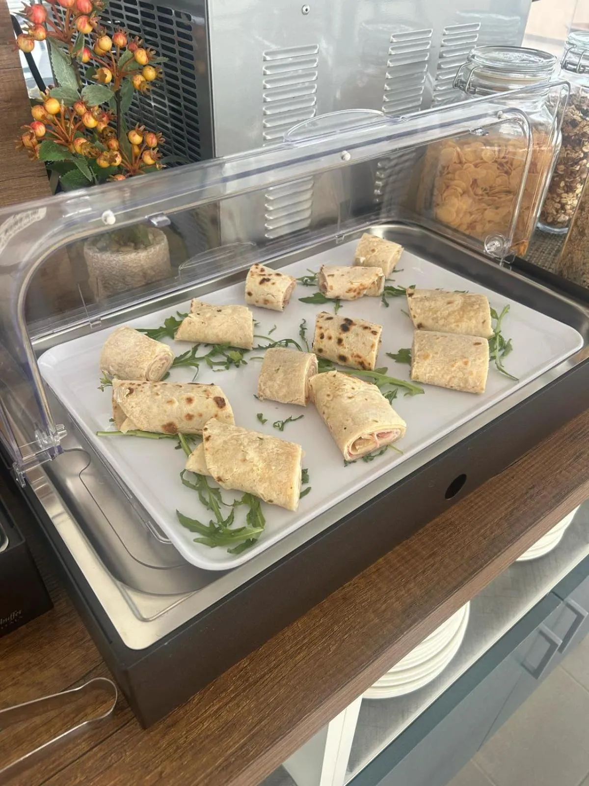 Buffet breakfast in Middle Town Palace