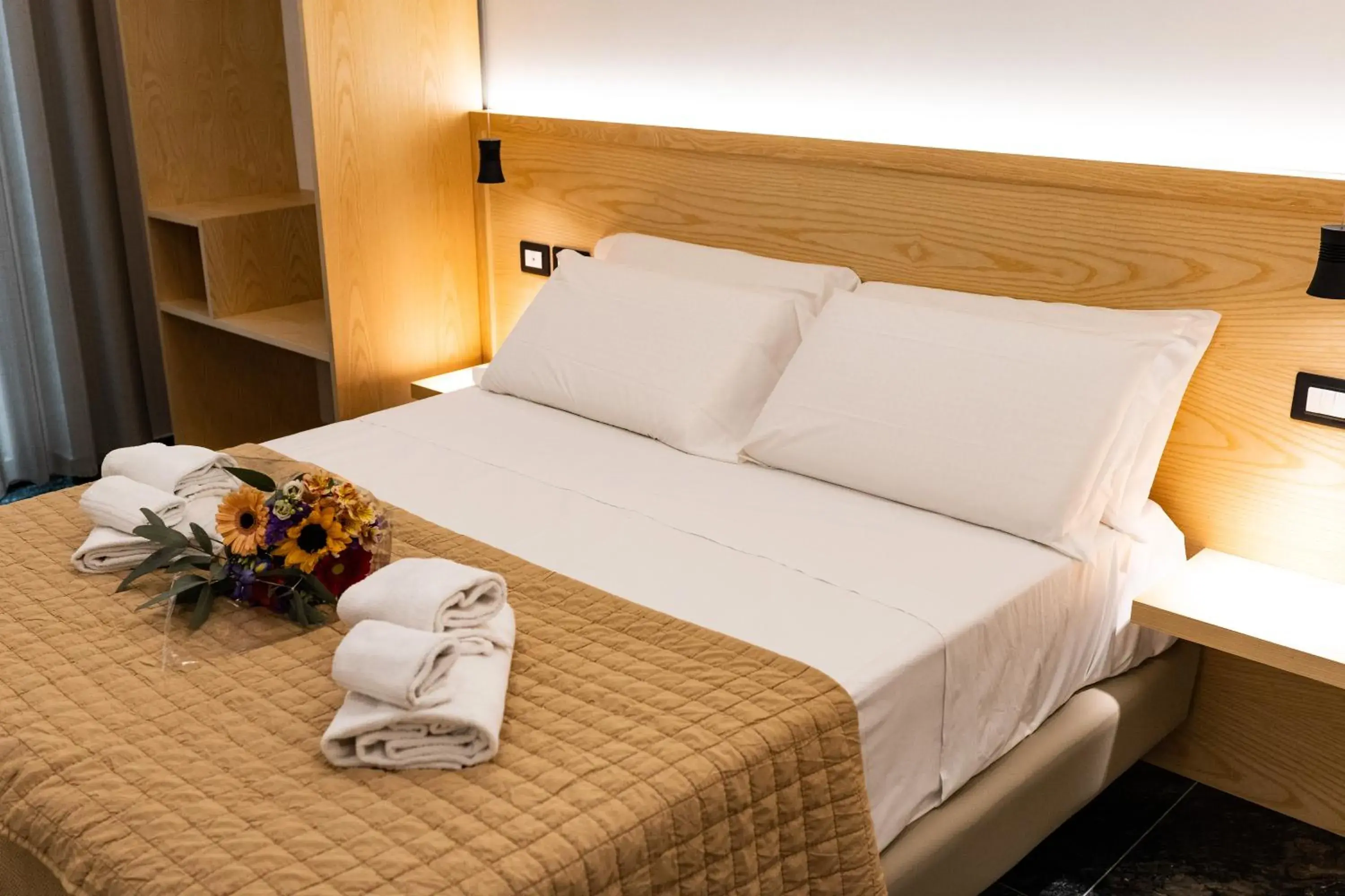 Middle Town Palace Middle Town Palace