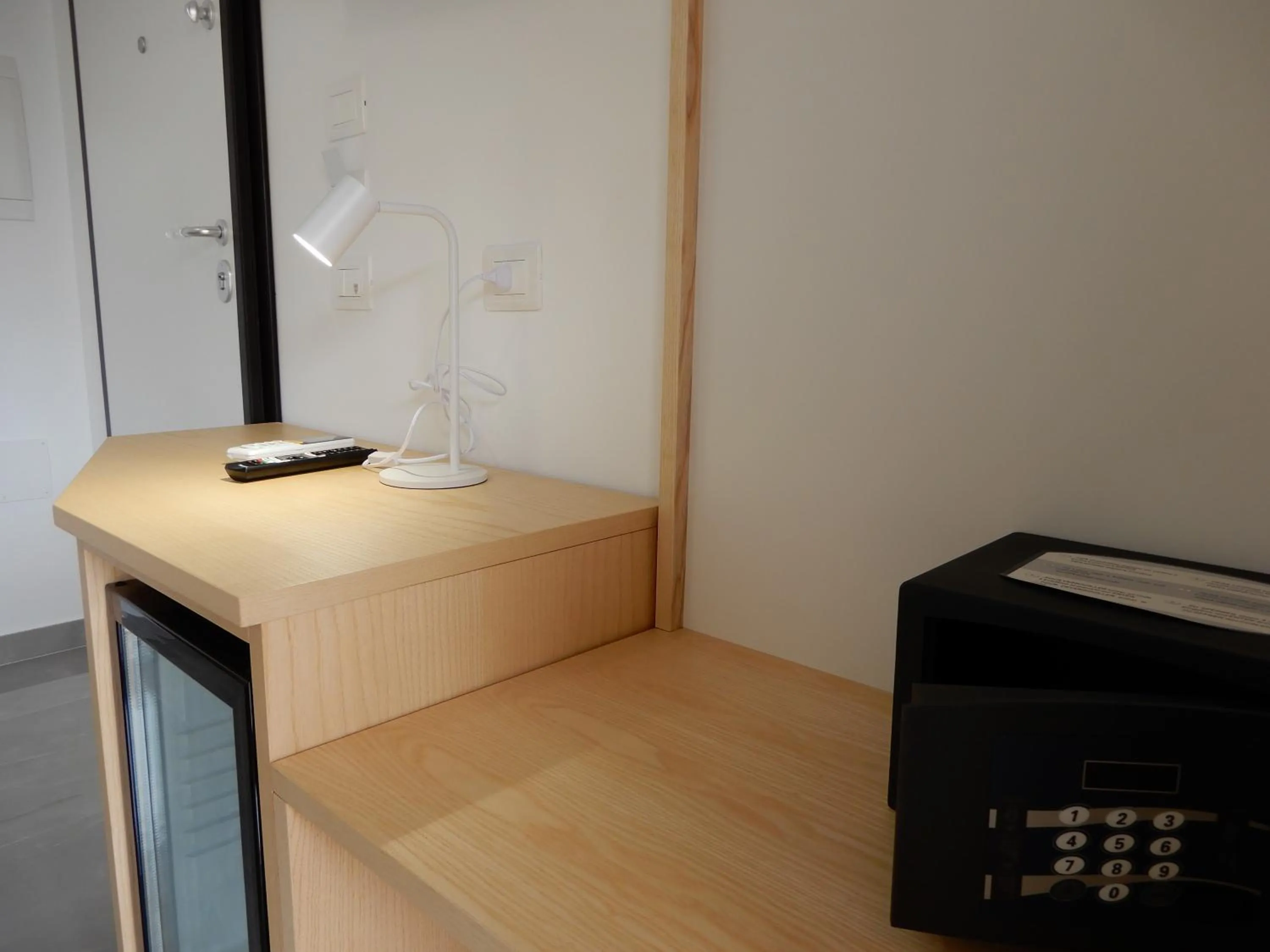 minibar in Middle Town Palace