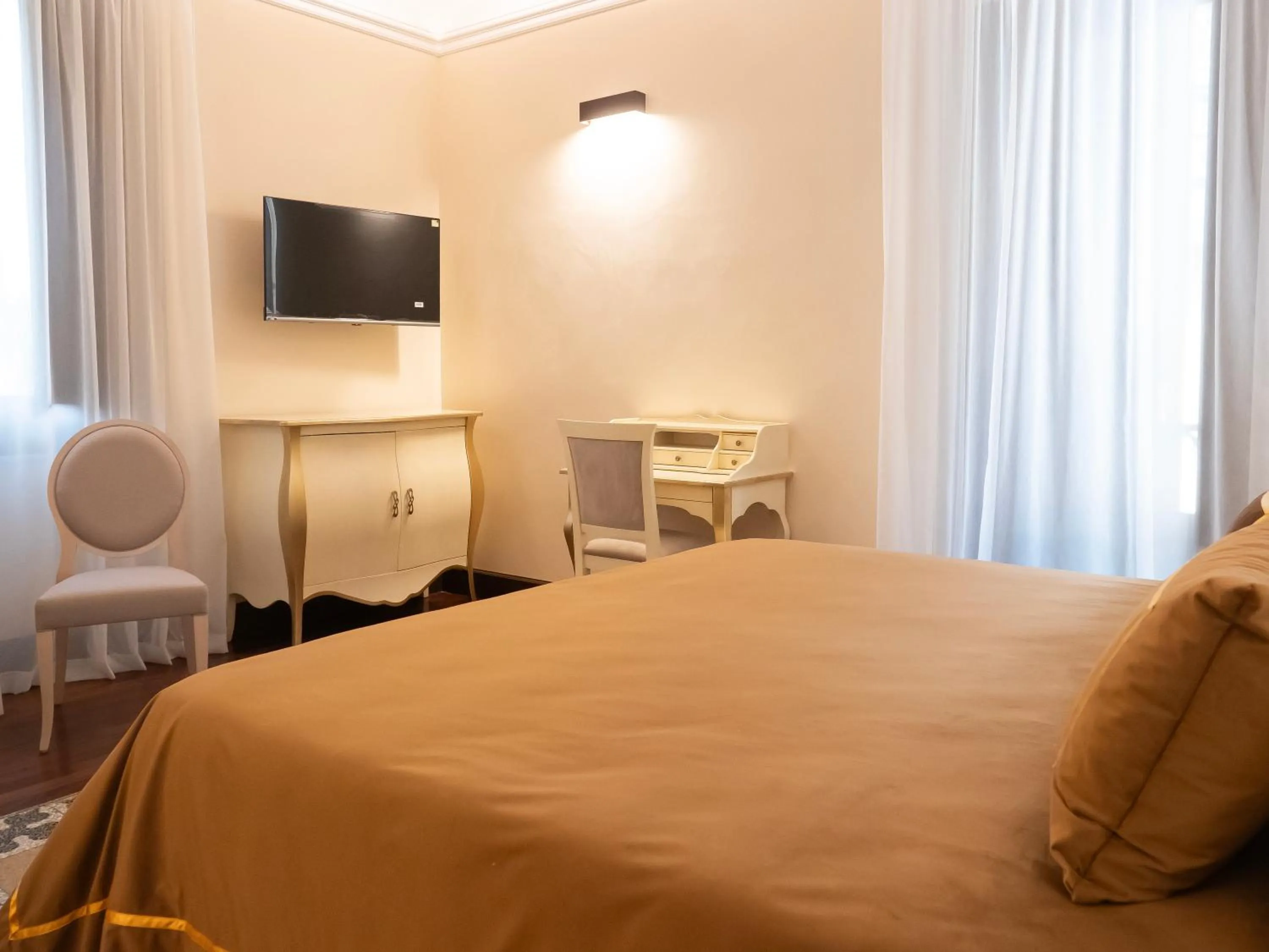 Bed in Villa Alliata di Pietratagliata