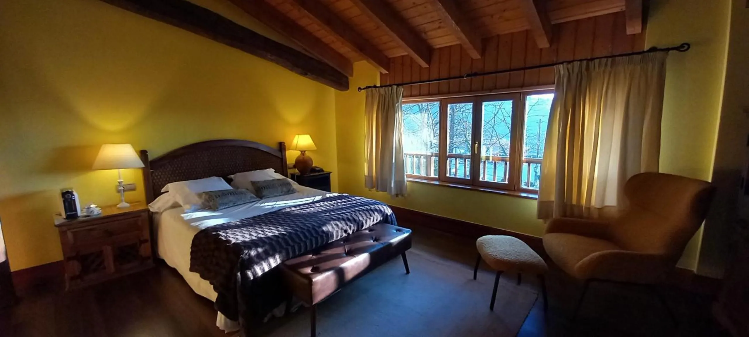 Photo of the whole room, Bed in Usategieta