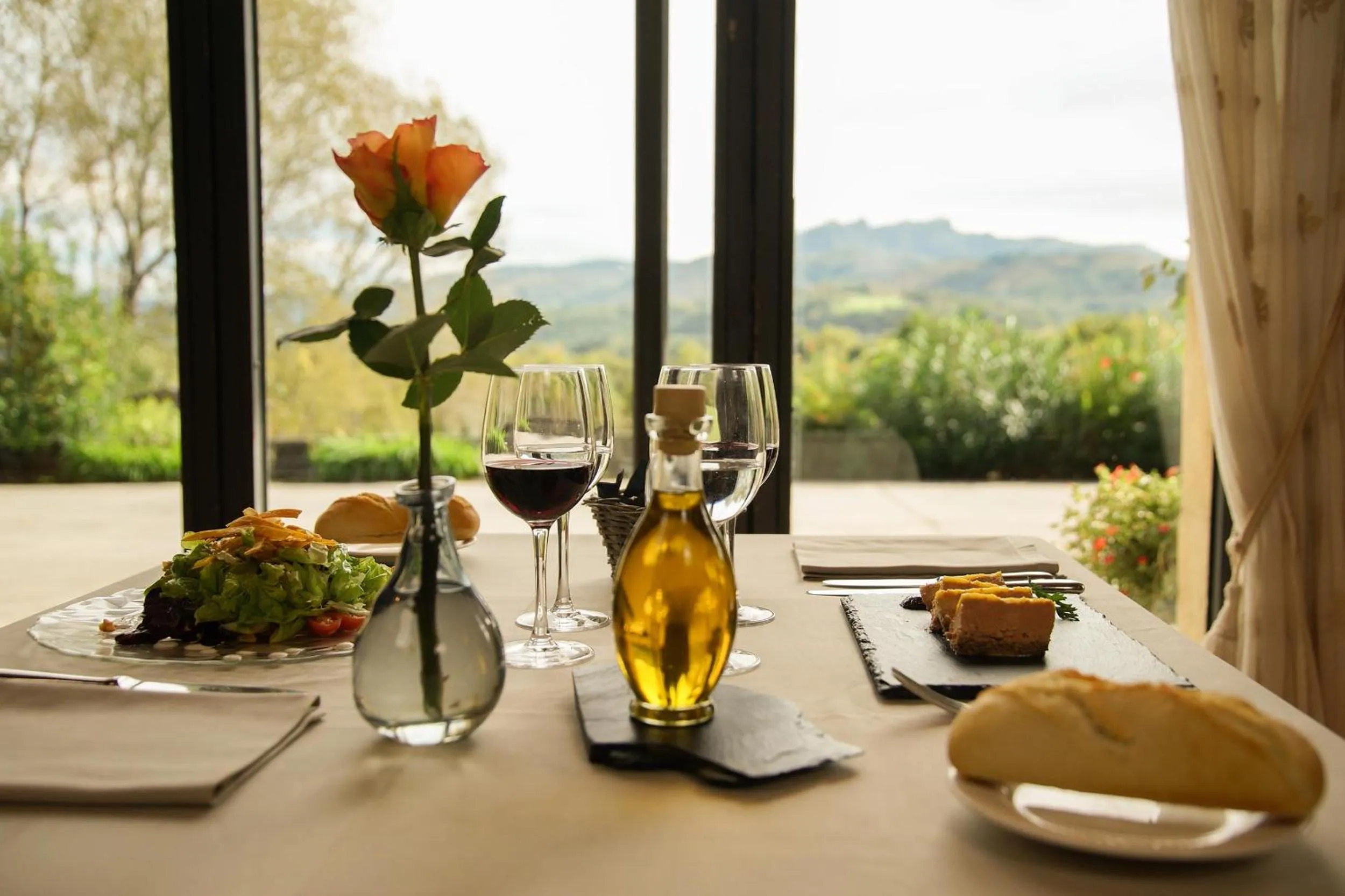 Restaurant/places to eat in Usategieta