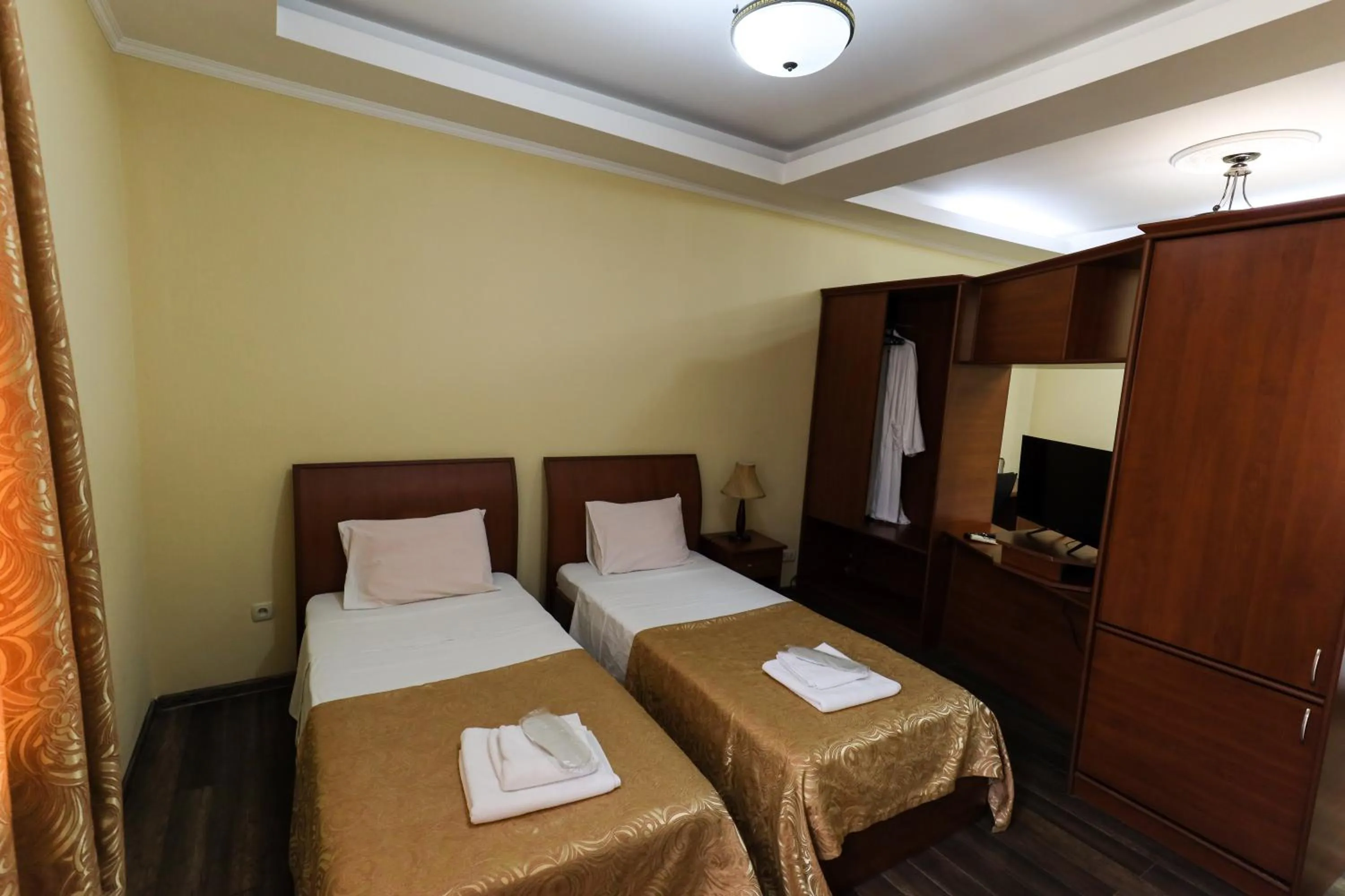 Bed in Aeetes Palace