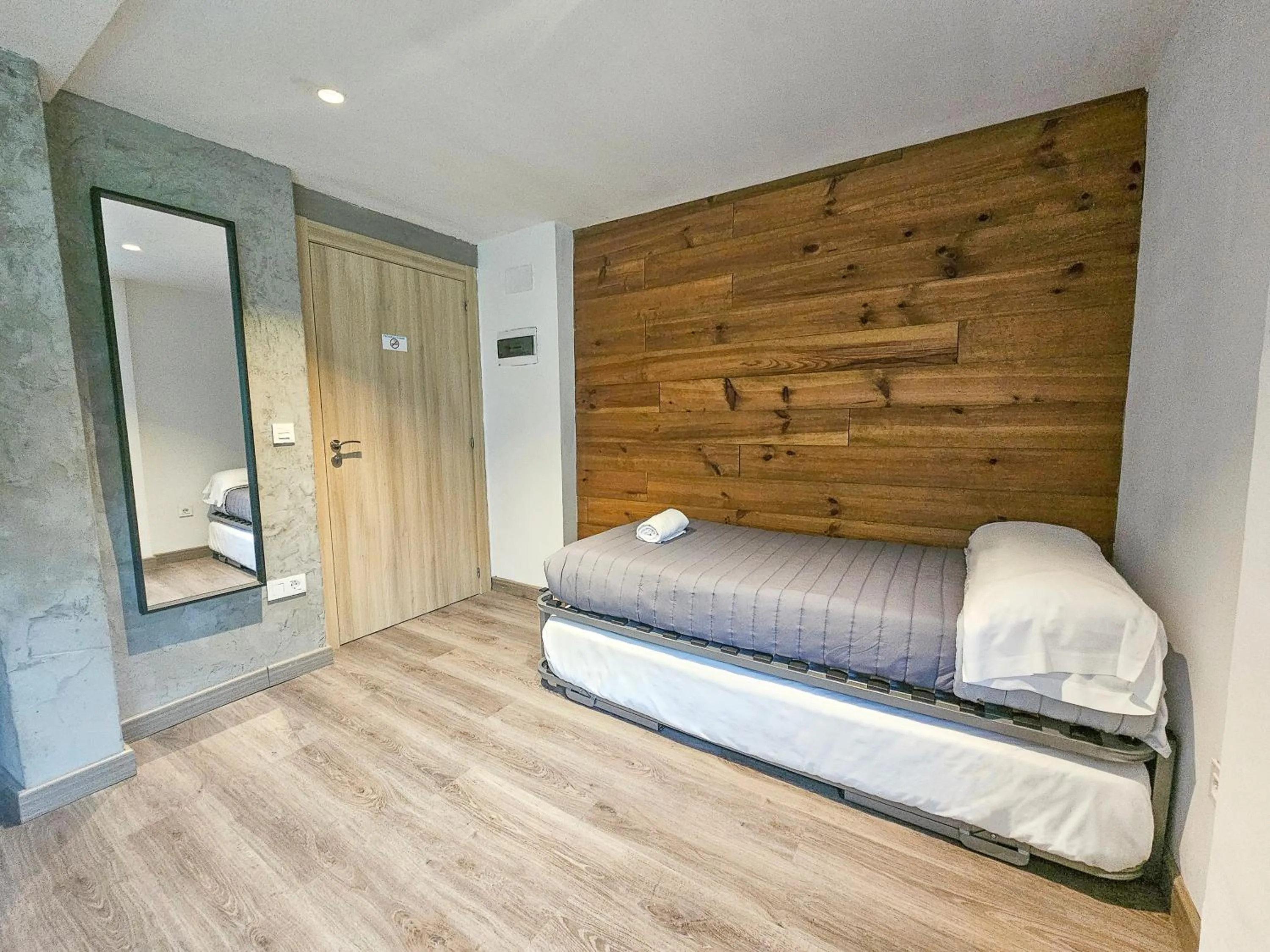 Bed in SOLOPUENT Hotel Rural