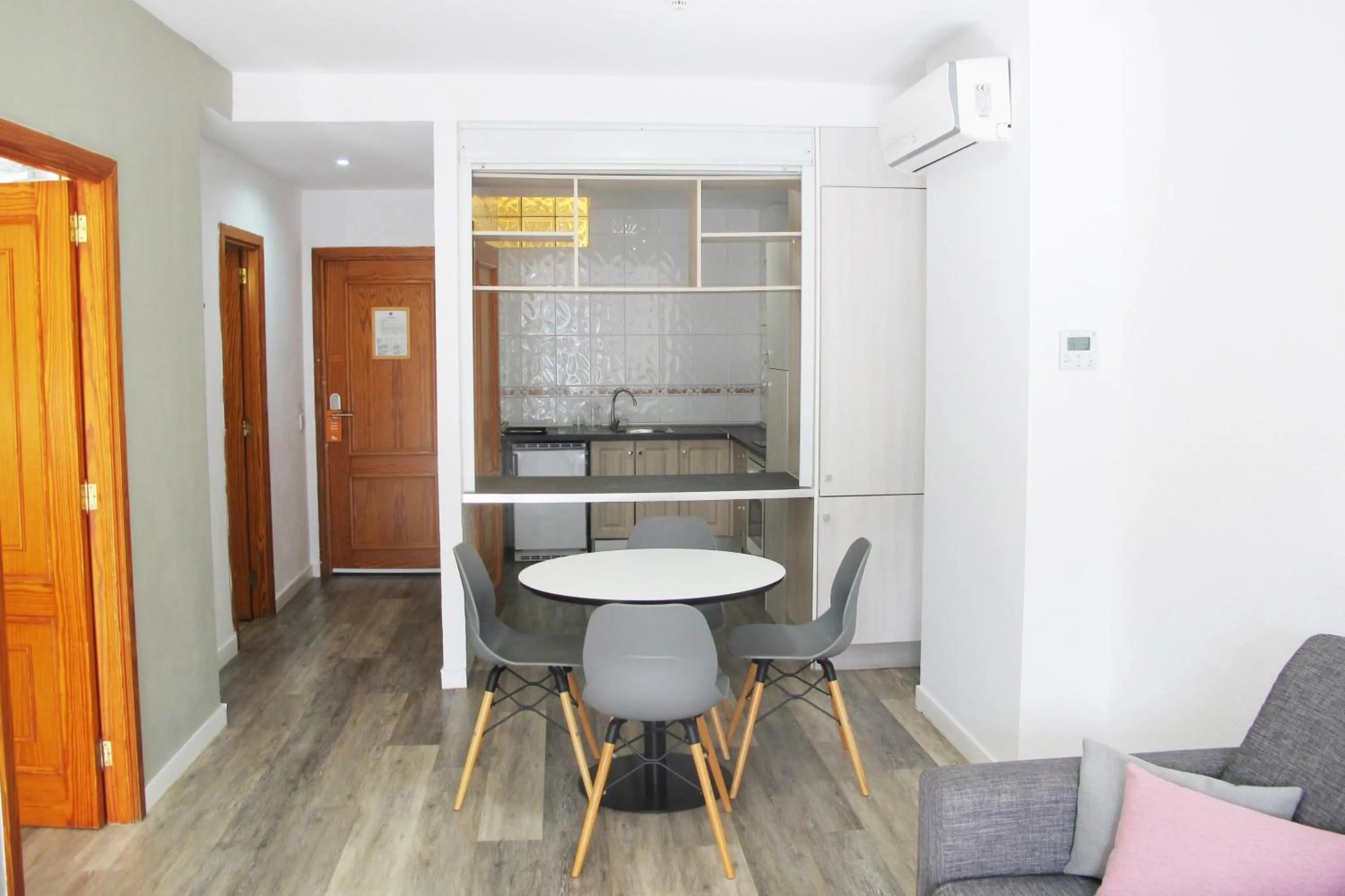 Photo of the whole room in Coral Compostela Beach Golf