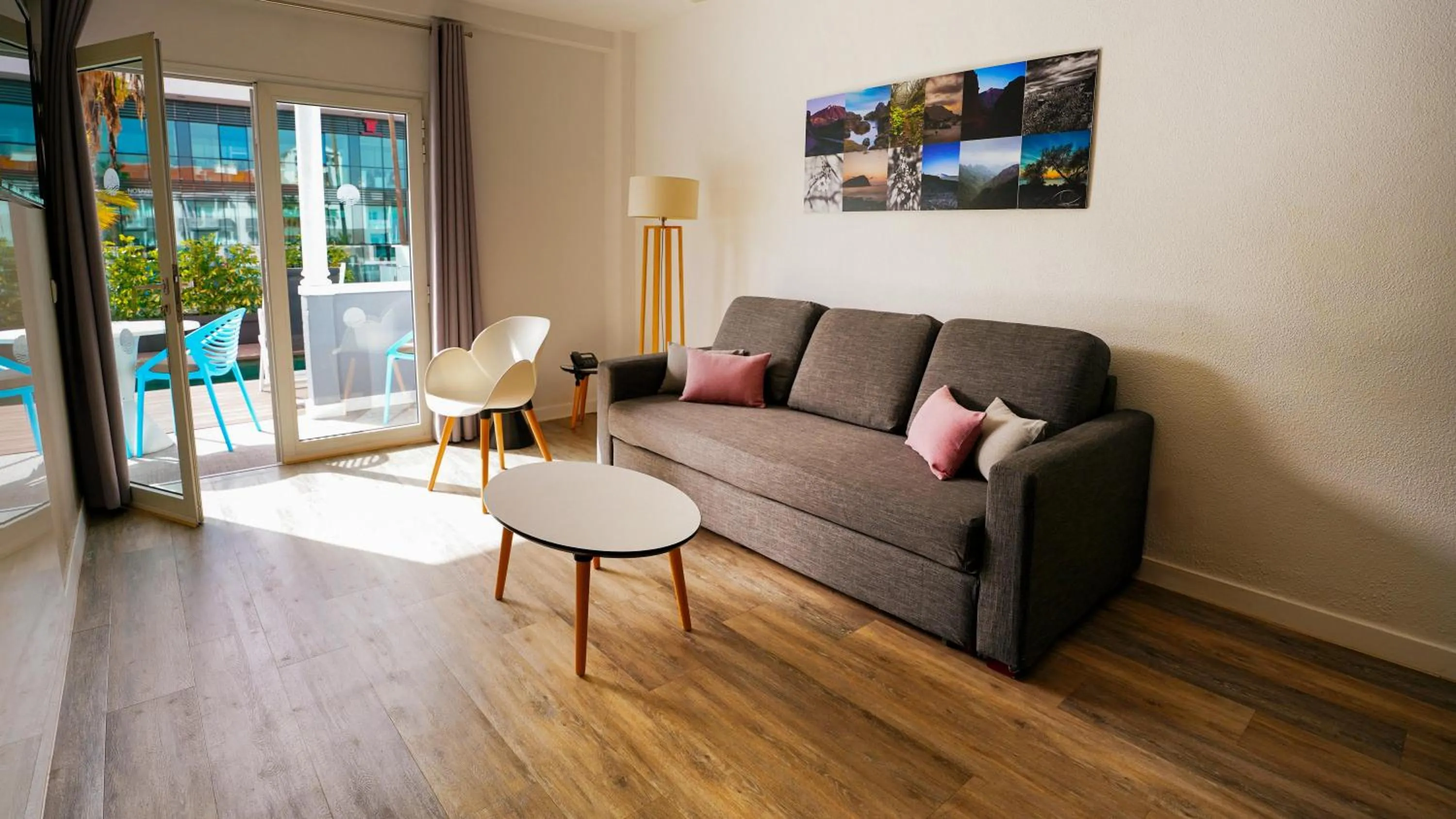 Photo of the whole room in Coral Compostela Beach Golf