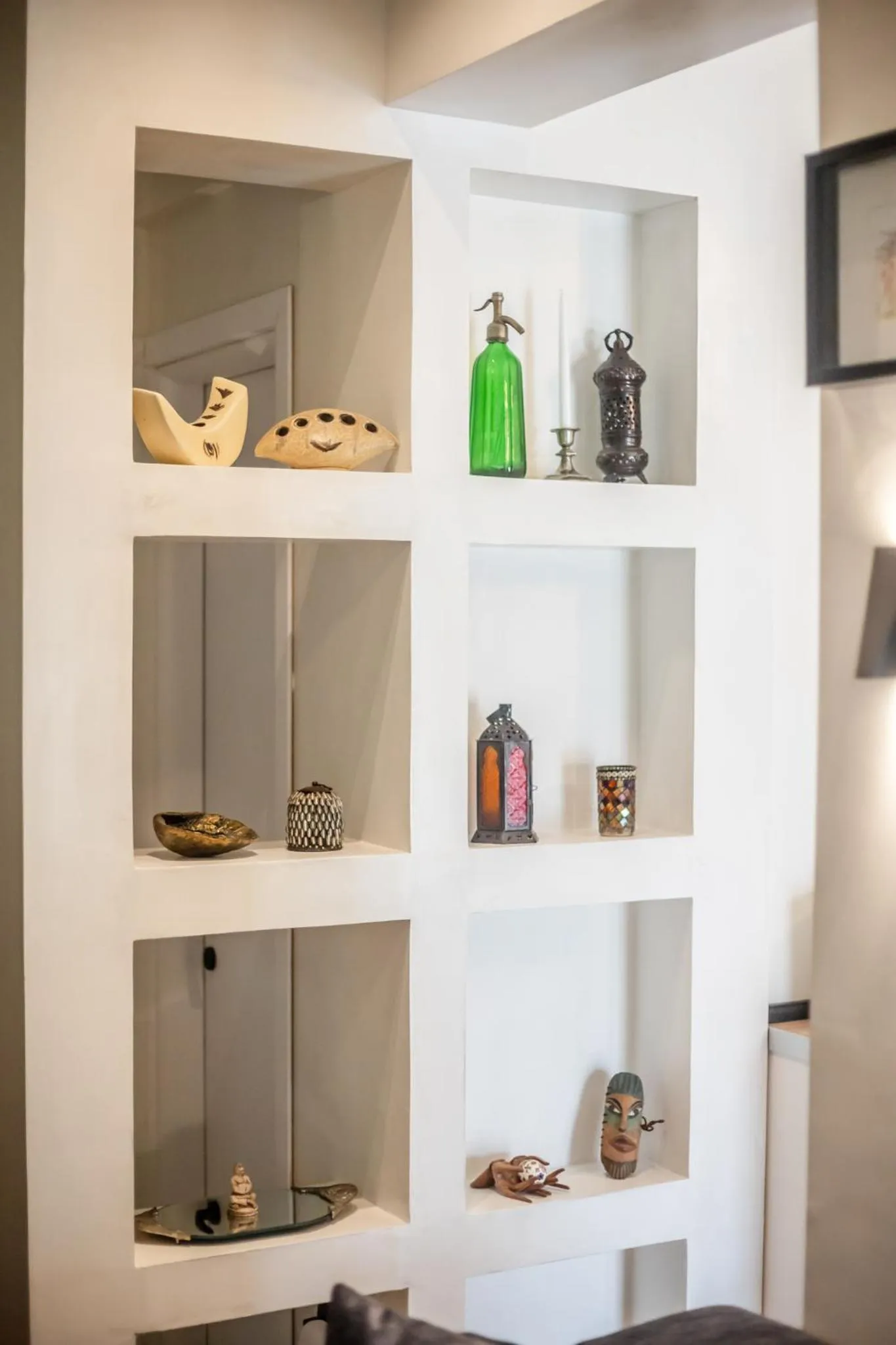 Decorative detail in Jenny's Home Acropolis