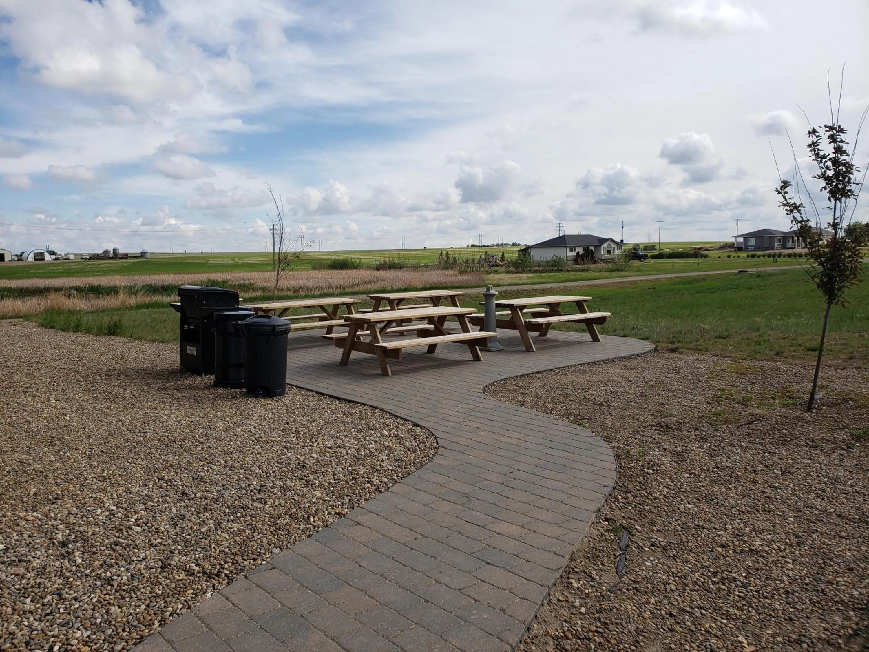 BBQ facilities in Kindersley All Suites Hotel