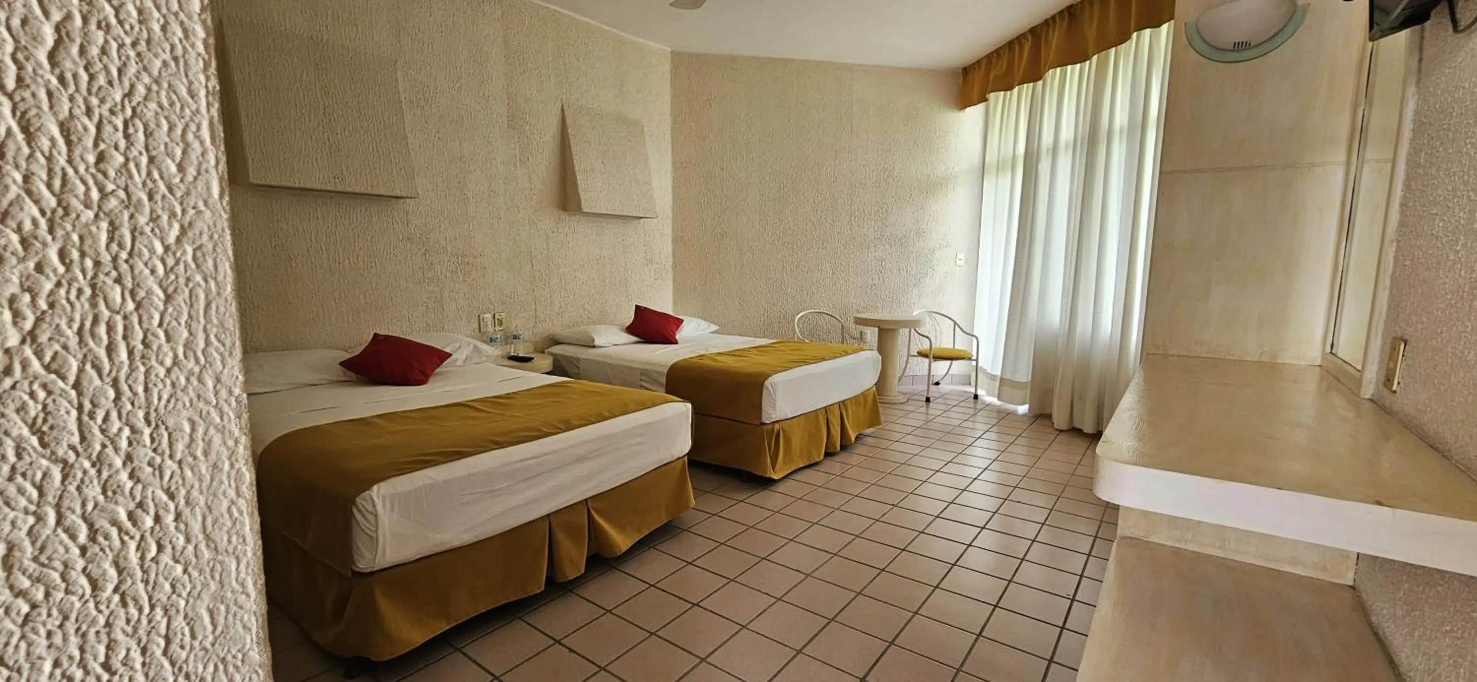 Double Room in Hotel Hacienda del Rio Oaxtepec