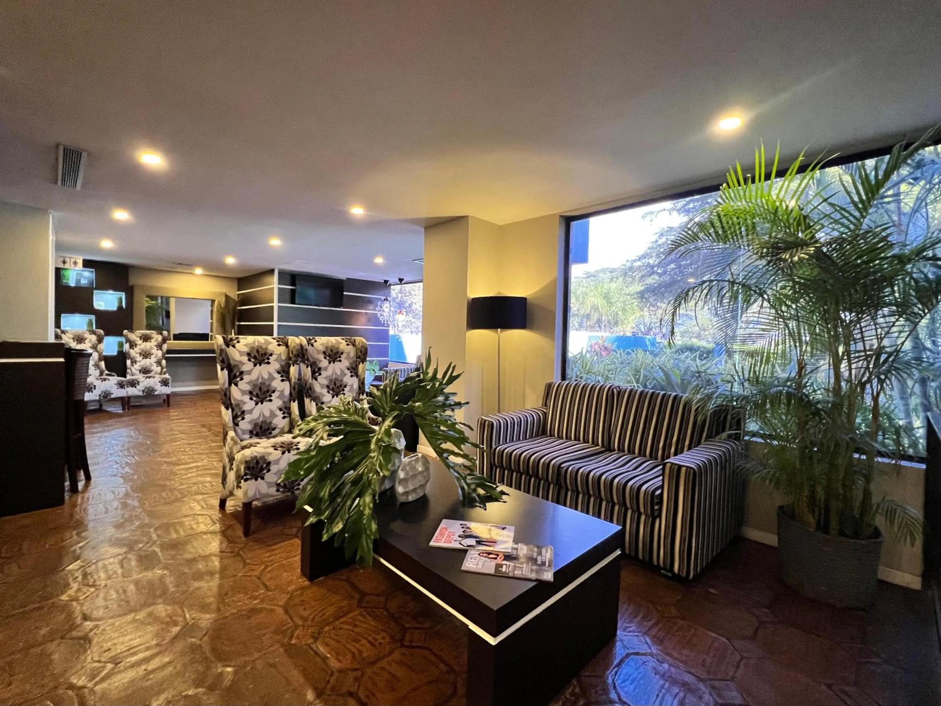 Living room in Hotel GH Guaparo Suites Valencia