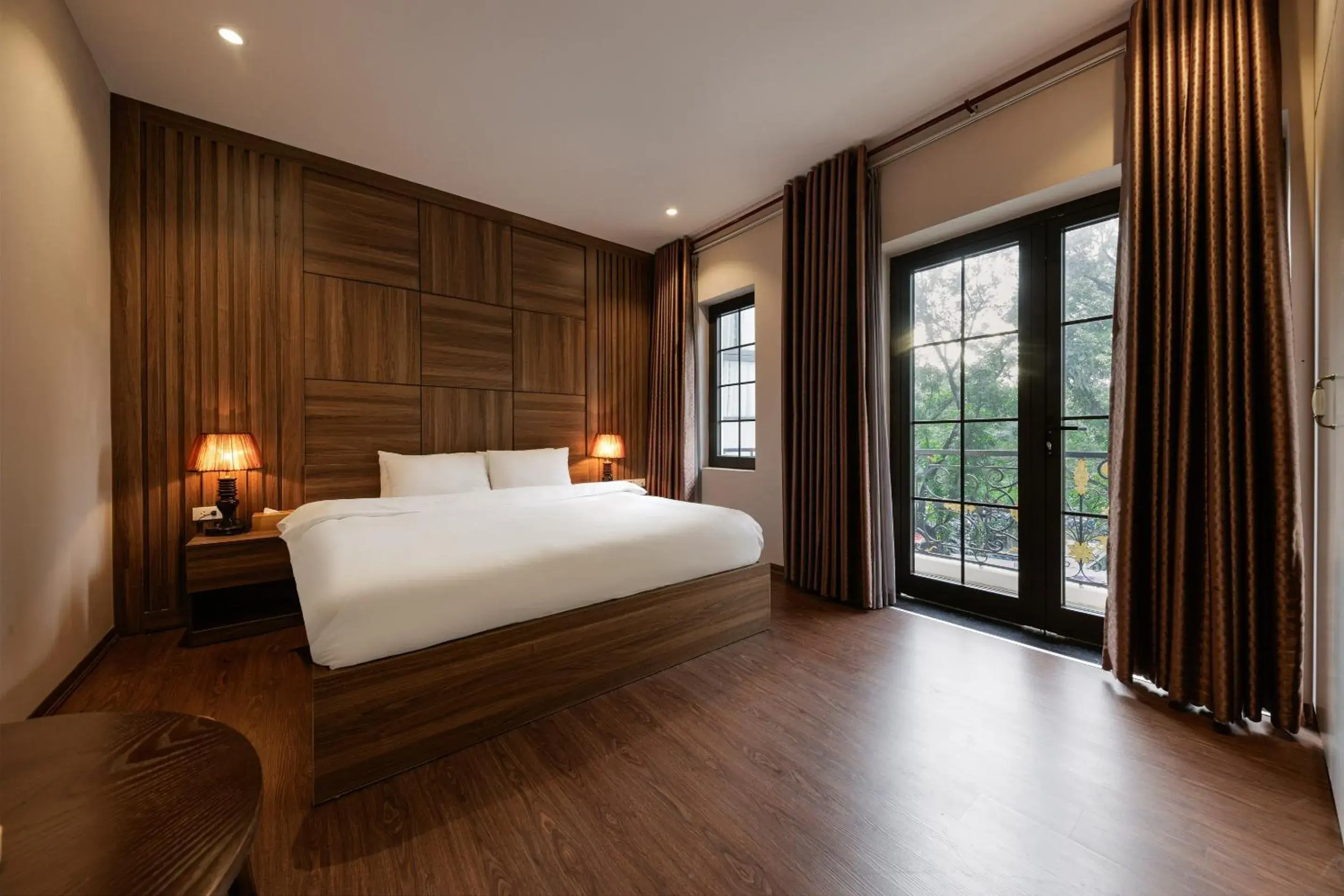 Deluxe Double Room in Collection O Le Grand Hanoi hotel - The Central Park Deluxe Double Room in Collection O Le Grand Hanoi hotel - The Central Park