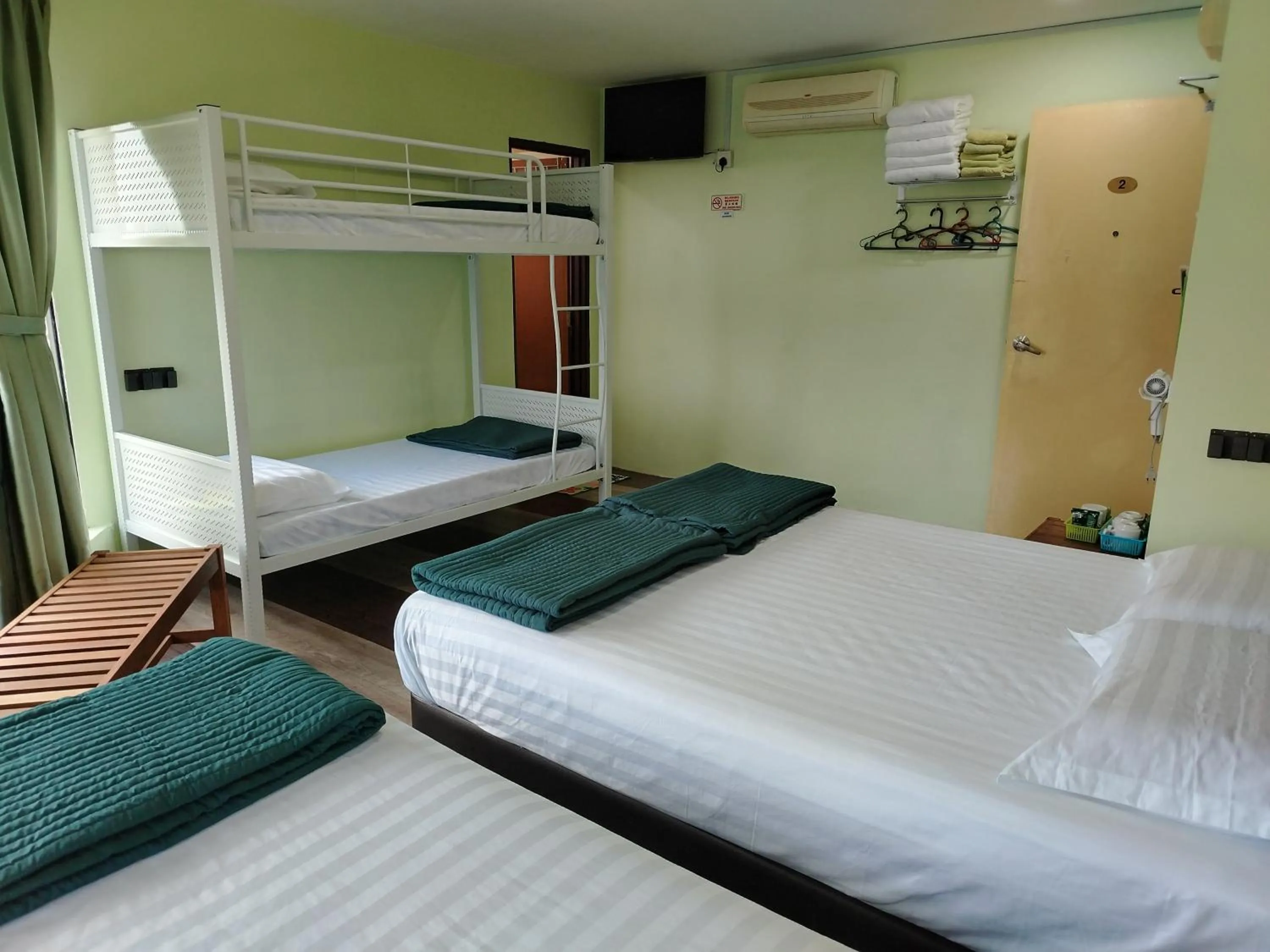 Photo of the whole room, Bed in Hotel O Seremban Near SnowLim Wonderland Formerly M&N Hotel