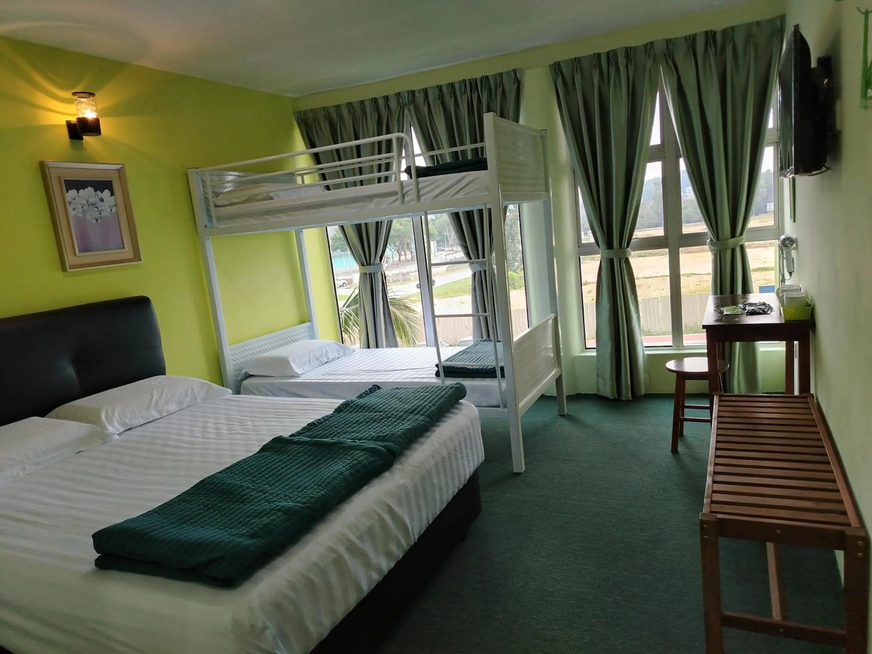 Photo of the whole room, Bed in Hotel O Seremban Near SnowLim Wonderland Formerly M&N Hotel