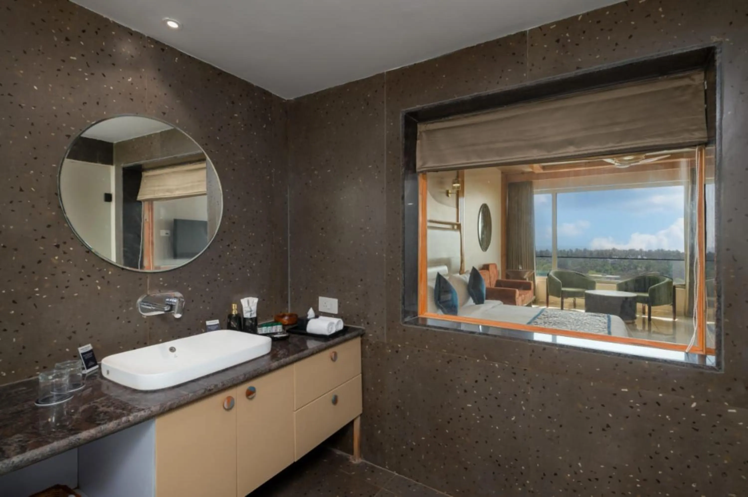 Bathroom in Grand Continent Morjim